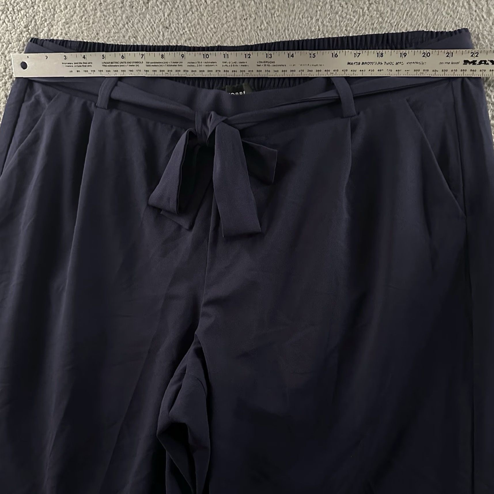 Torrid Torrid Pants Blue 3X Plus Crop Tie Front Tapered Leg Polyester Blend Womens Size 30" / US 8 / IT 44 - 5 Thumbnail