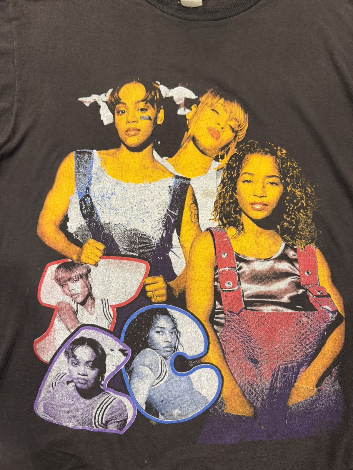 Vintage Vintage TLC “Diggin’ On You” 90’s Single Stitch Rap Tee Size US XXL / EU 58 / 5 - 10 Thumbnail
