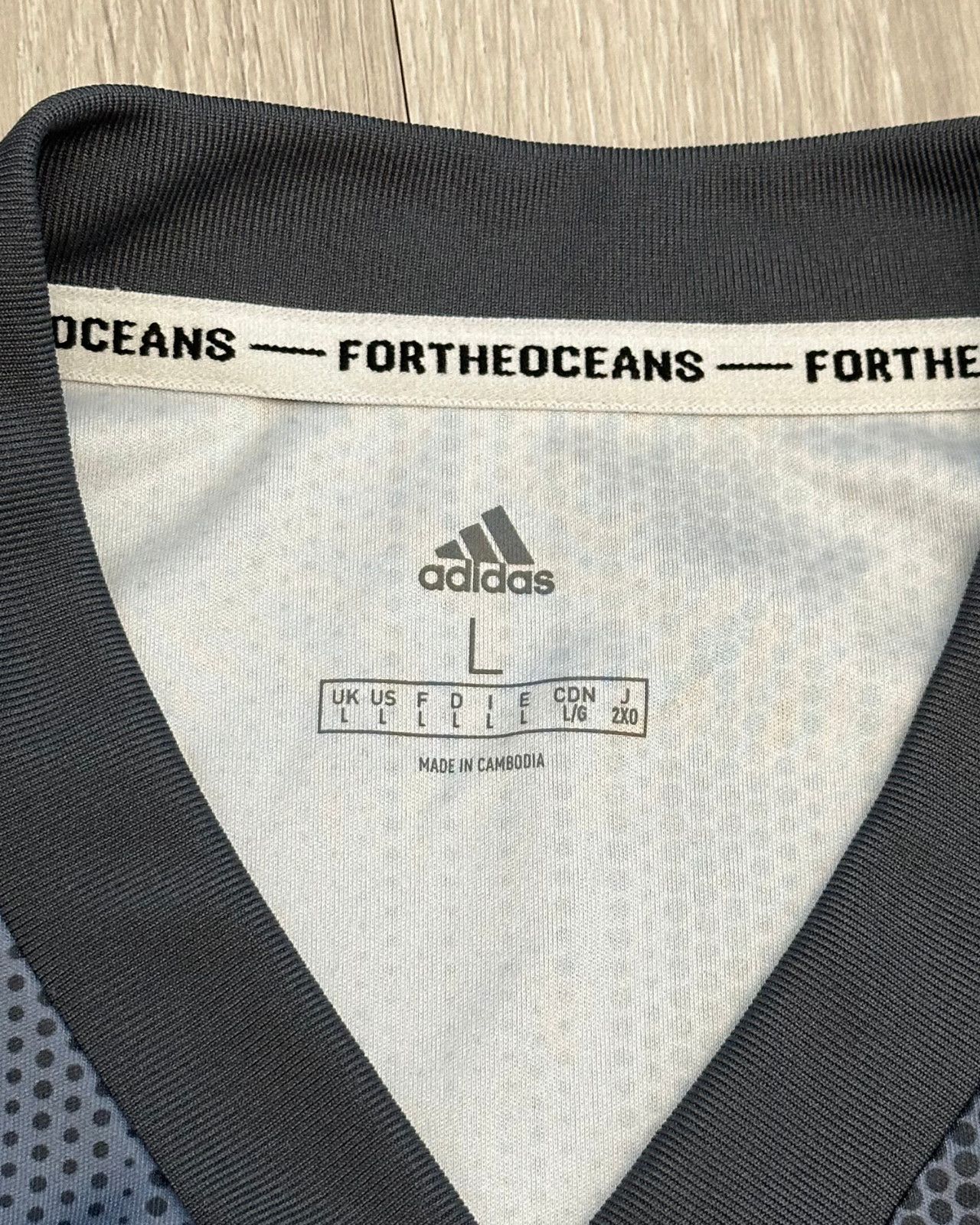 Adidas 2018 Adidas FC Bayern Munich Gray Soccer Jersey Kit - Large Size US L / EU 52-54 / 3 - 5 Thumbnail