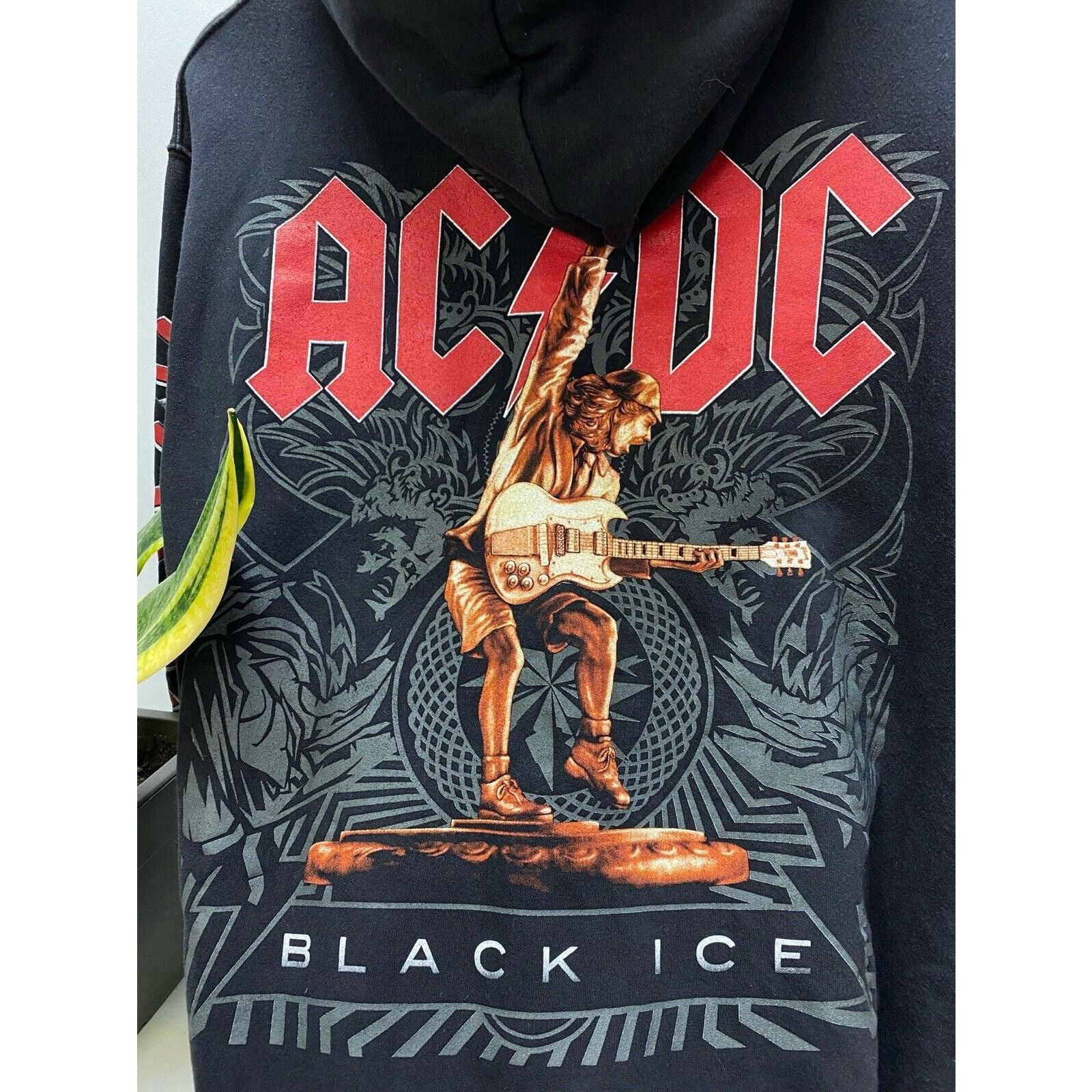 AC/DC × Vintage AC/DC Black Ice 2000s Zip Up Hoodie Promo Album Faded XL Size US XL / EU 56 / 4 - 24 Thumbnail