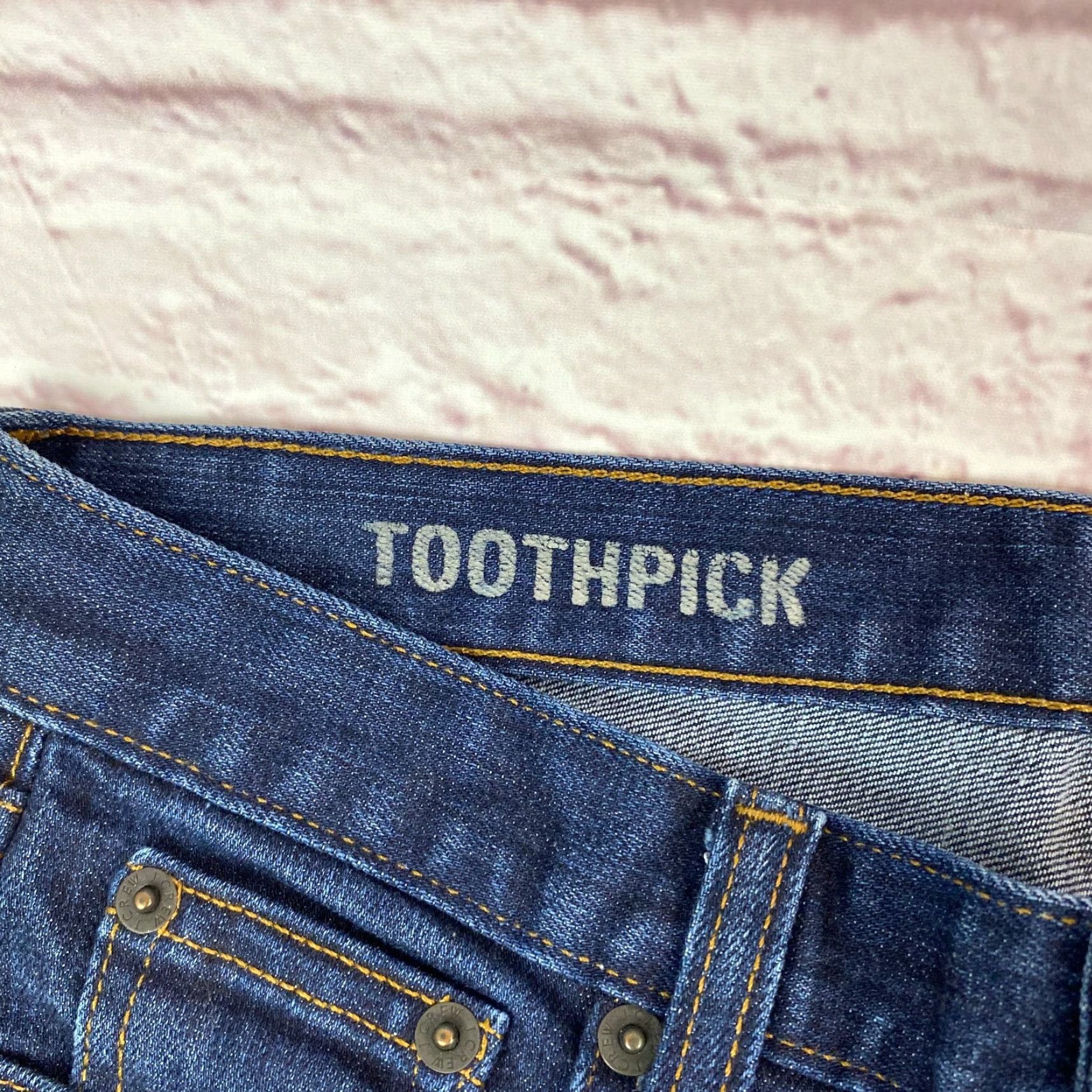 J.Crew J.CREW Toothpick Jeans Teen Junior Size 25 Skinny Low Rise Denim Dark Wash Shirt Size 42" / US 20 - 3 Thumbnail