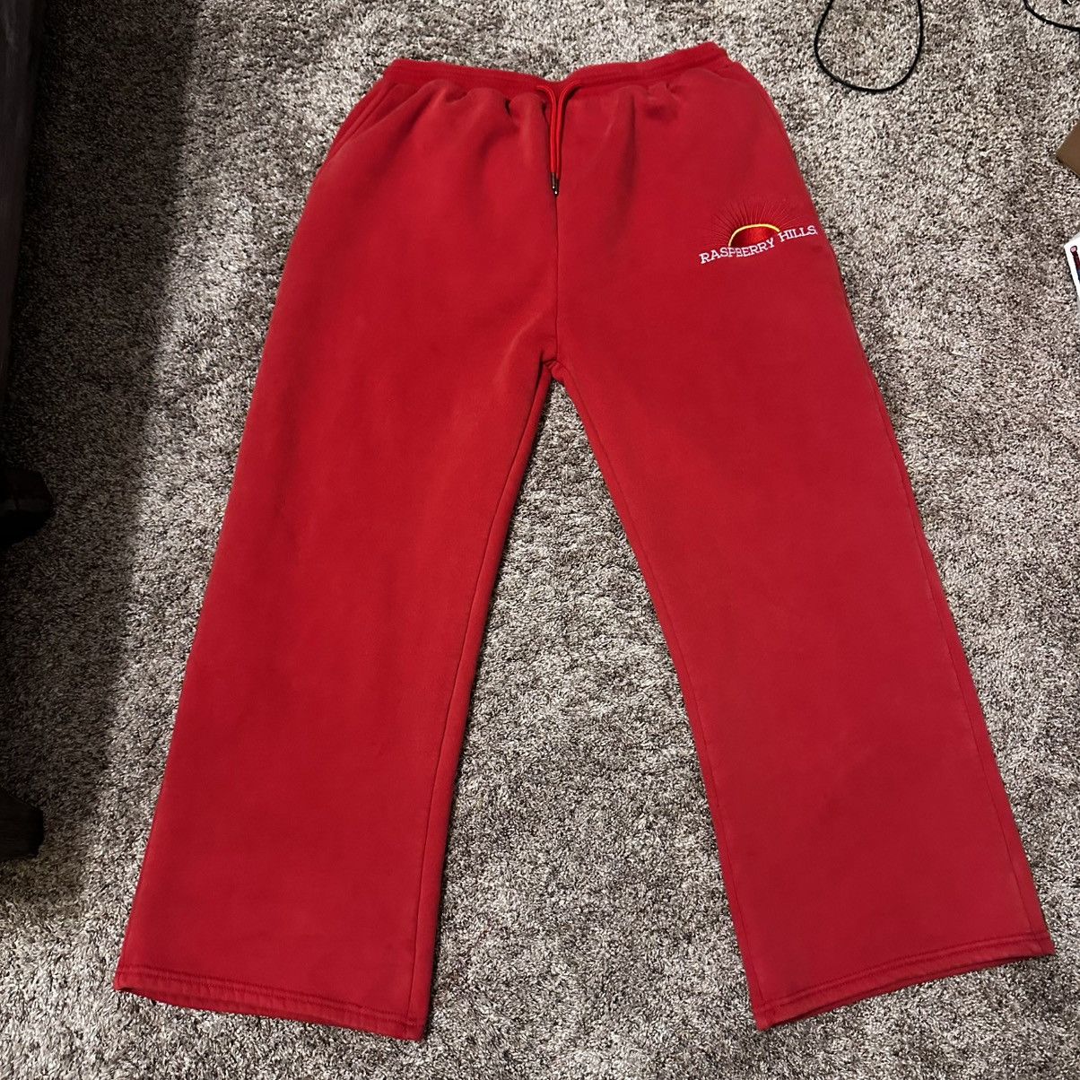 The GV Gallery Raspberry Hills Red Casamigo Sweats Size US 34 / EU 50 - 1 Thumbnail