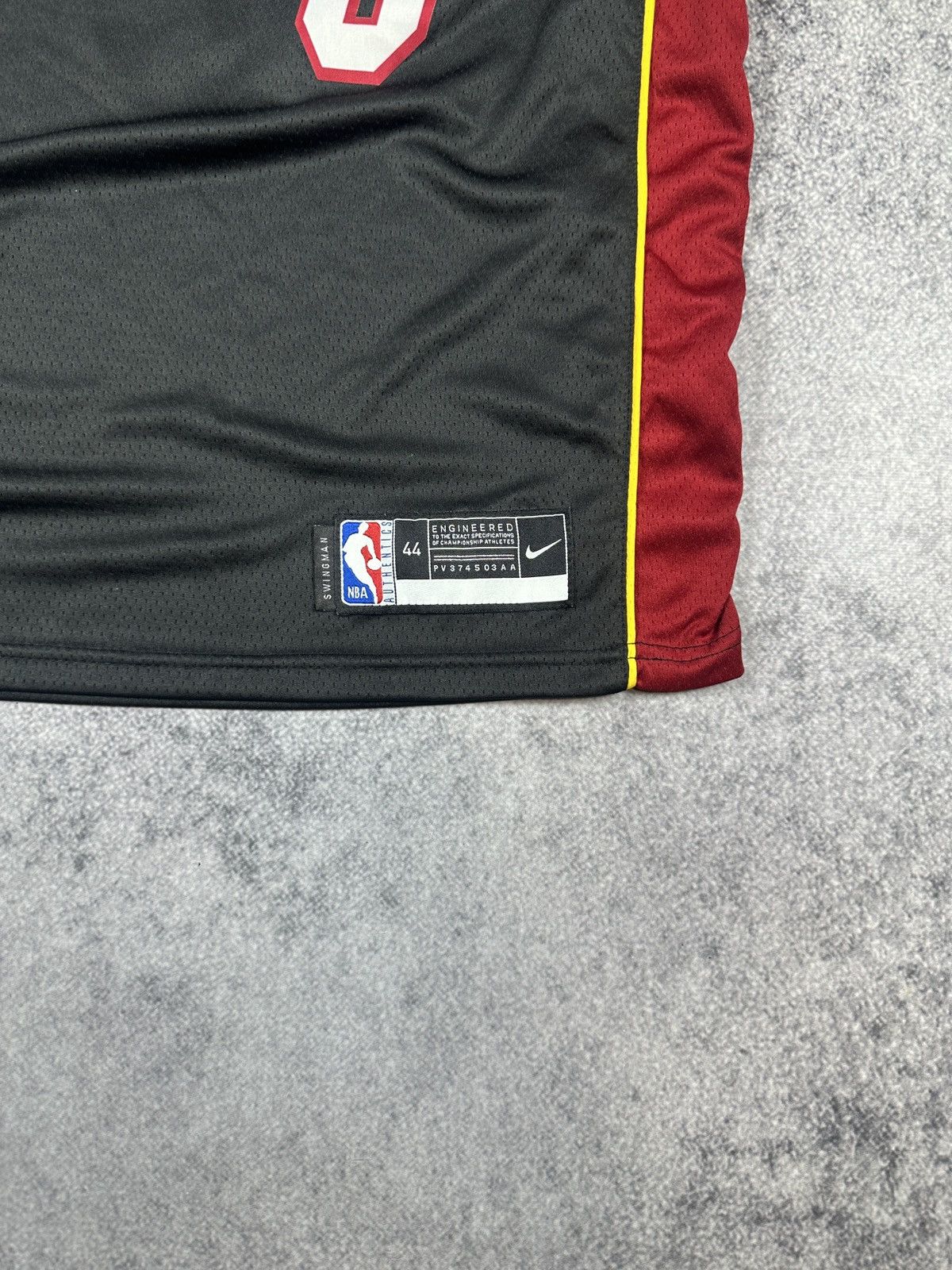 NBA Nike Miami Heat 6 James Basketball Jersey USA M Size US M / EU 48-50 / 2 - 4 Thumbnail