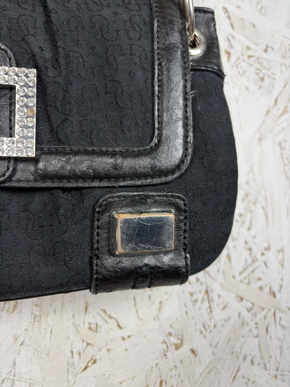 Guess Guess Vintage Y2K Crossbody Shoulder Bag Black Monogram 00s Size ONE SIZE - 2 Thumbnail
