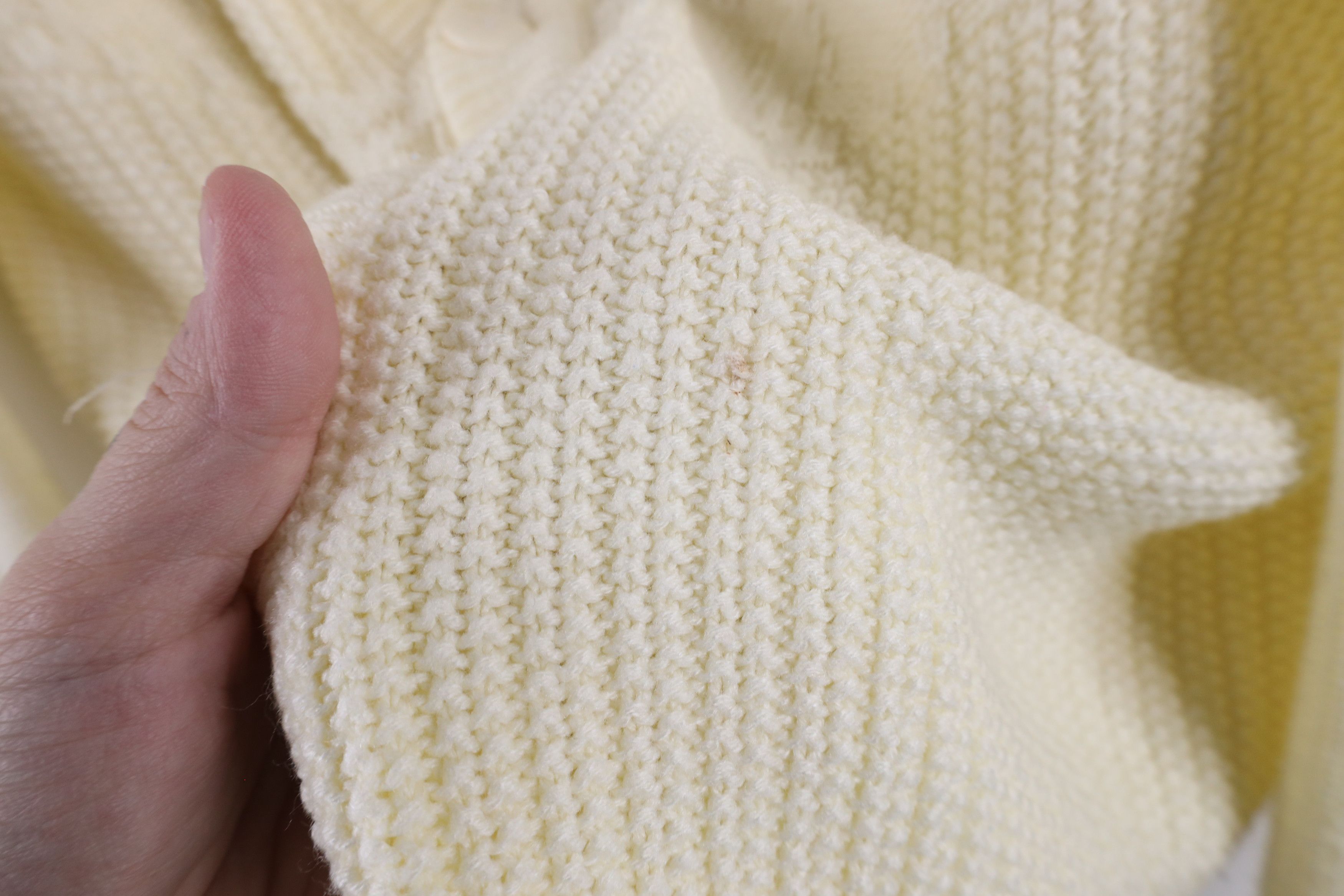 Vintage Vintage 90s Streetwear Ribbed Knit Cardigan Sweater Cream Size M / US 6-8 / IT 42-44 - 4 Thumbnail