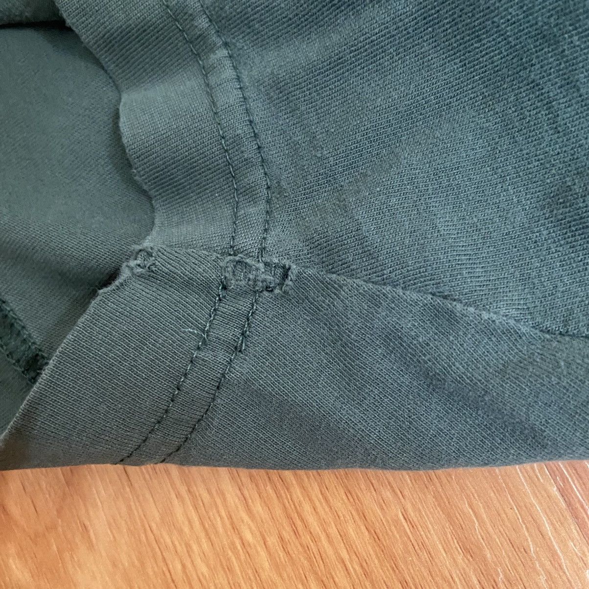 L.L. Bean L.L. Bean Traditional Fit Front Pocket Distressed T-Shirt L Size US L / EU 52-54 / 3 - 11 Thumbnail