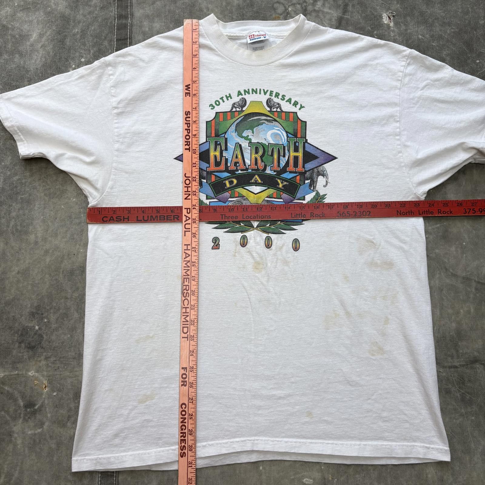 Hanes Vintage Y2K Earth Day Lion Elephant Whale Animals Shirt Size US XL / EU 56 / 4 - 4 Thumbnail