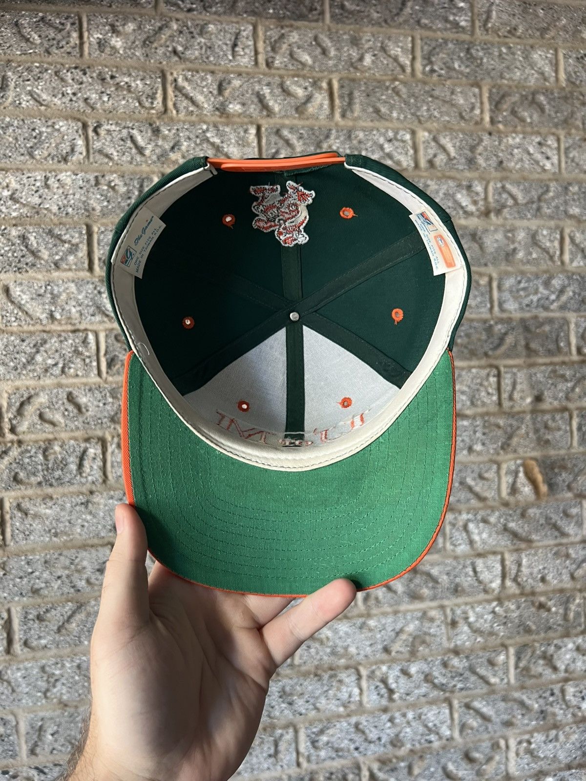Sports Specialties Vintage 90’s Miami Hurricanes NCAA SnapBack Hat Size ONE SIZE - 2 Thumbnail