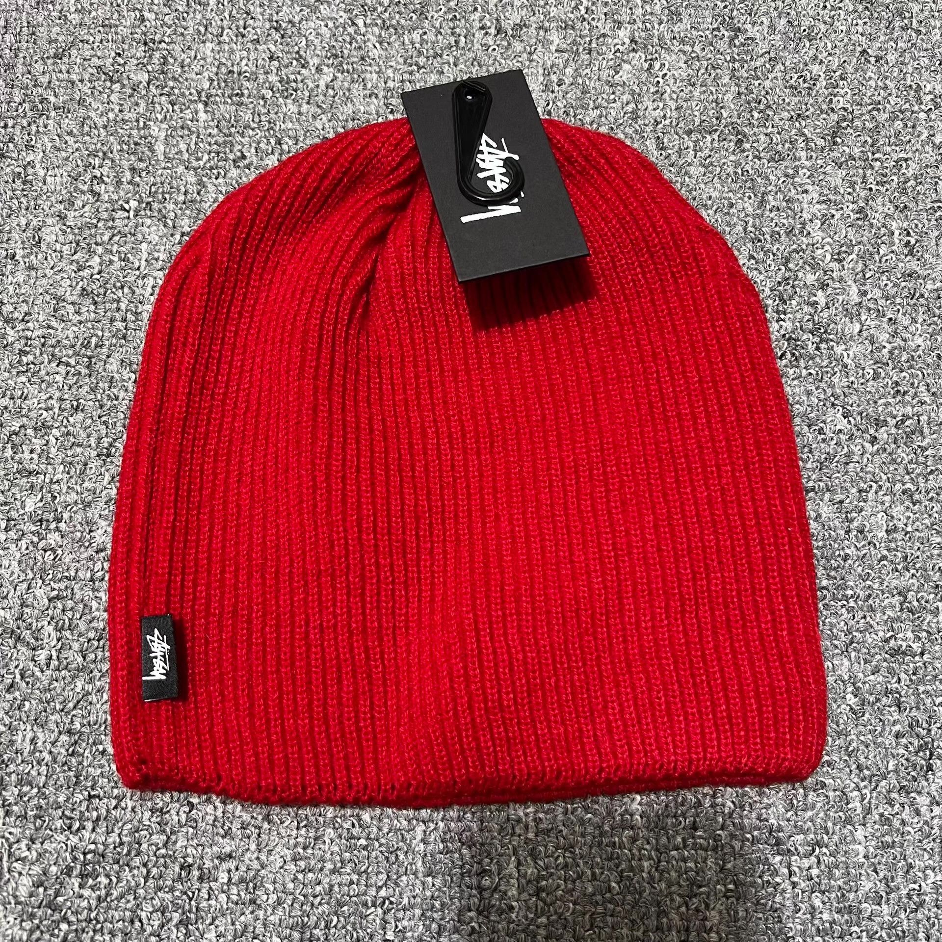 Stussy StussyClassic Solid Color Small Flag Label Knit Beanie Q7 Size ONE SIZE - 9 Thumbnail