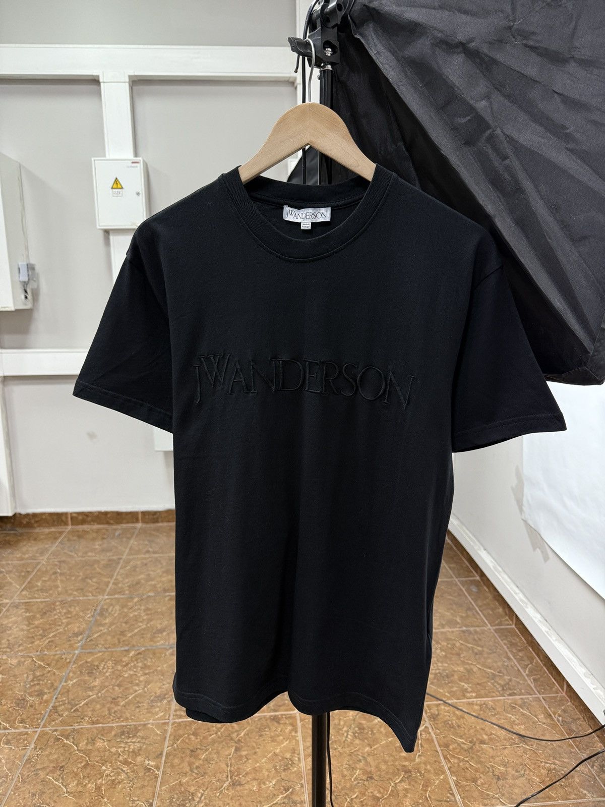 JW Anderson 🇬🇧 J.W. ANDERSON Classic T-Shirt Embroidered Big Logo Rare Size US S / EU 44-46 / 1 - 1 Thumbnail