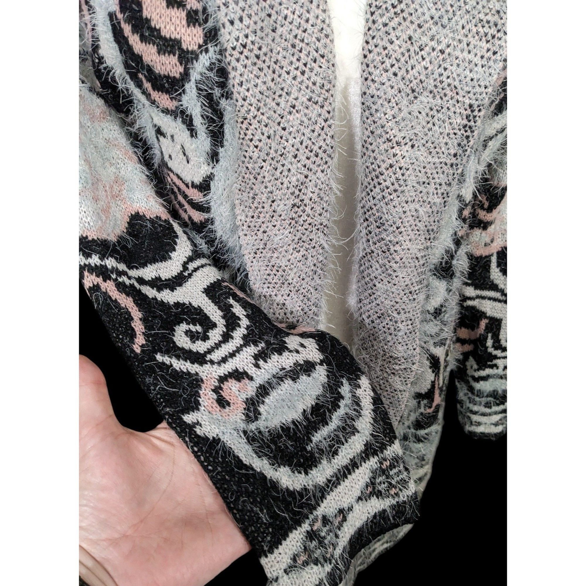 Other Abstract Fluffy Hooded Cardigan by Vertigo Size M / US 6-8 / IT 42-44 - 5 Thumbnail