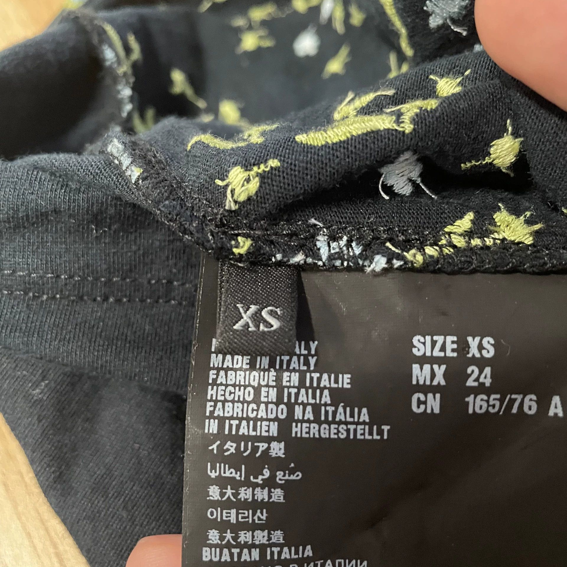 Prada Prada 95 New Embroidered Floral Short-Sleeve Tee W Black XS Size XS / US 0-2 / IT 36-38 - 5 Thumbnail