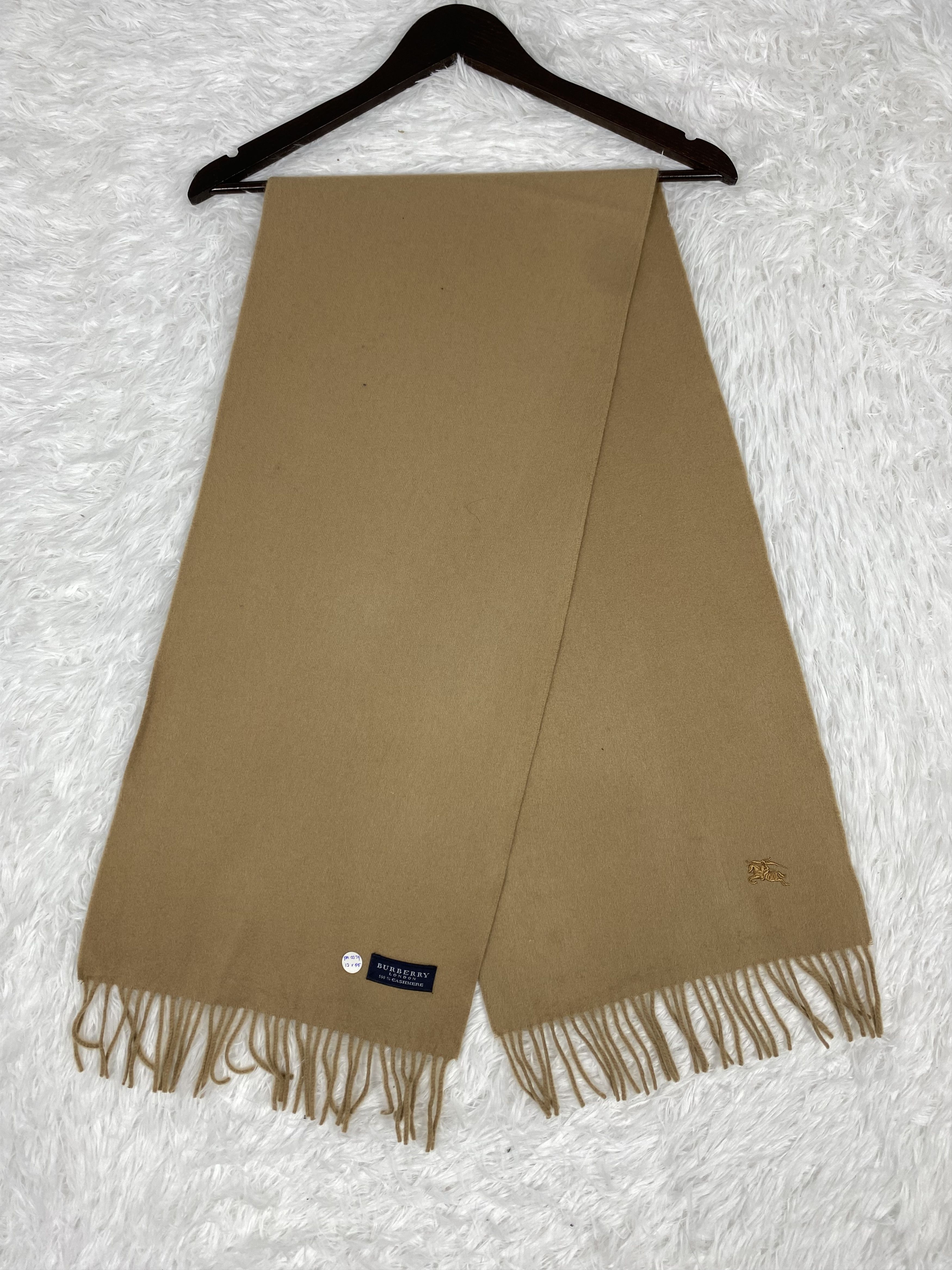 Burberry Vintage Burberry Scarf / Muffler Neckwear PM0079 Size ONE SIZE - 1 Thumbnail
