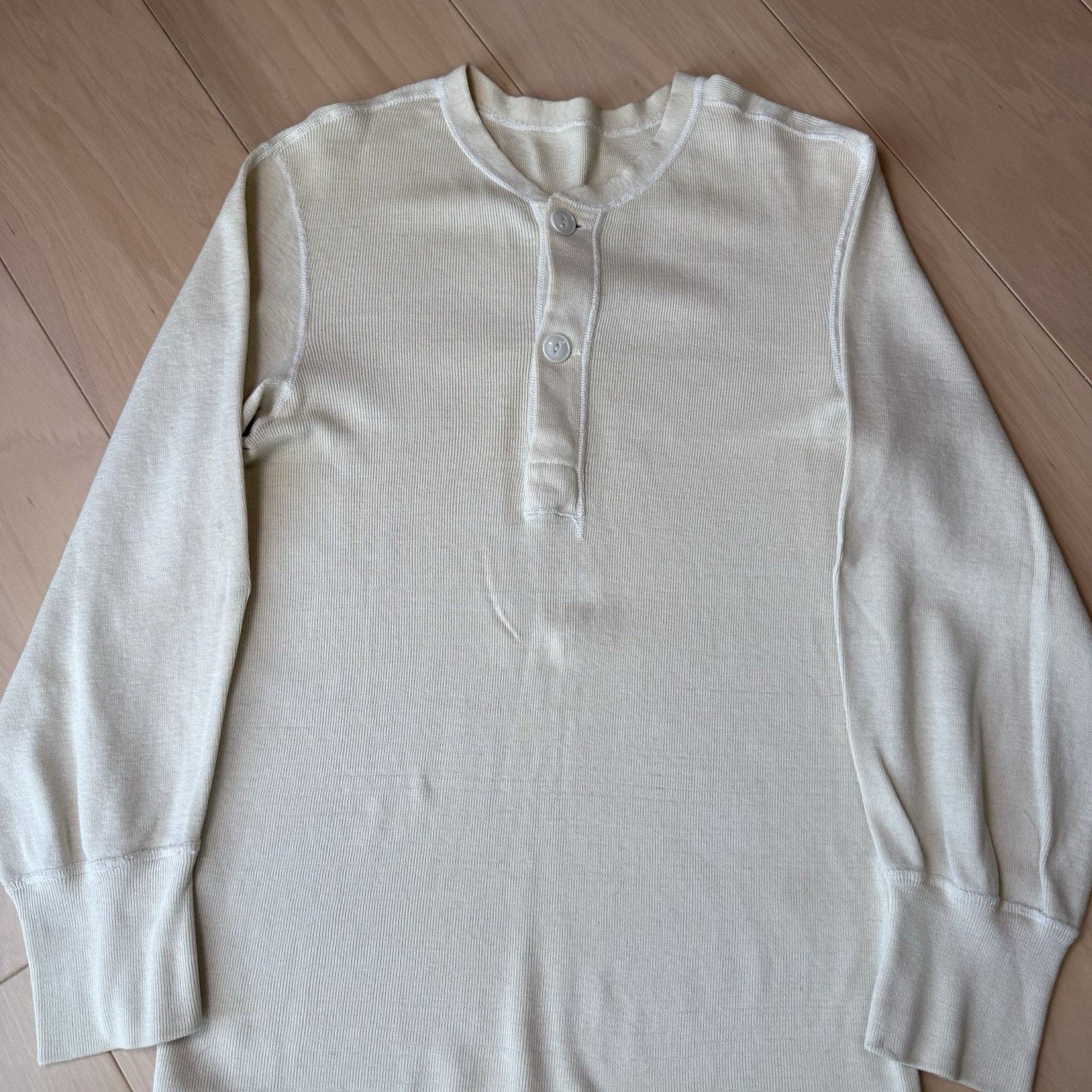 Vintage Vintage Military Thermal Shirt Medium Cream 60s Henley Size US M / EU 48-50 / 2 - 4 Thumbnail