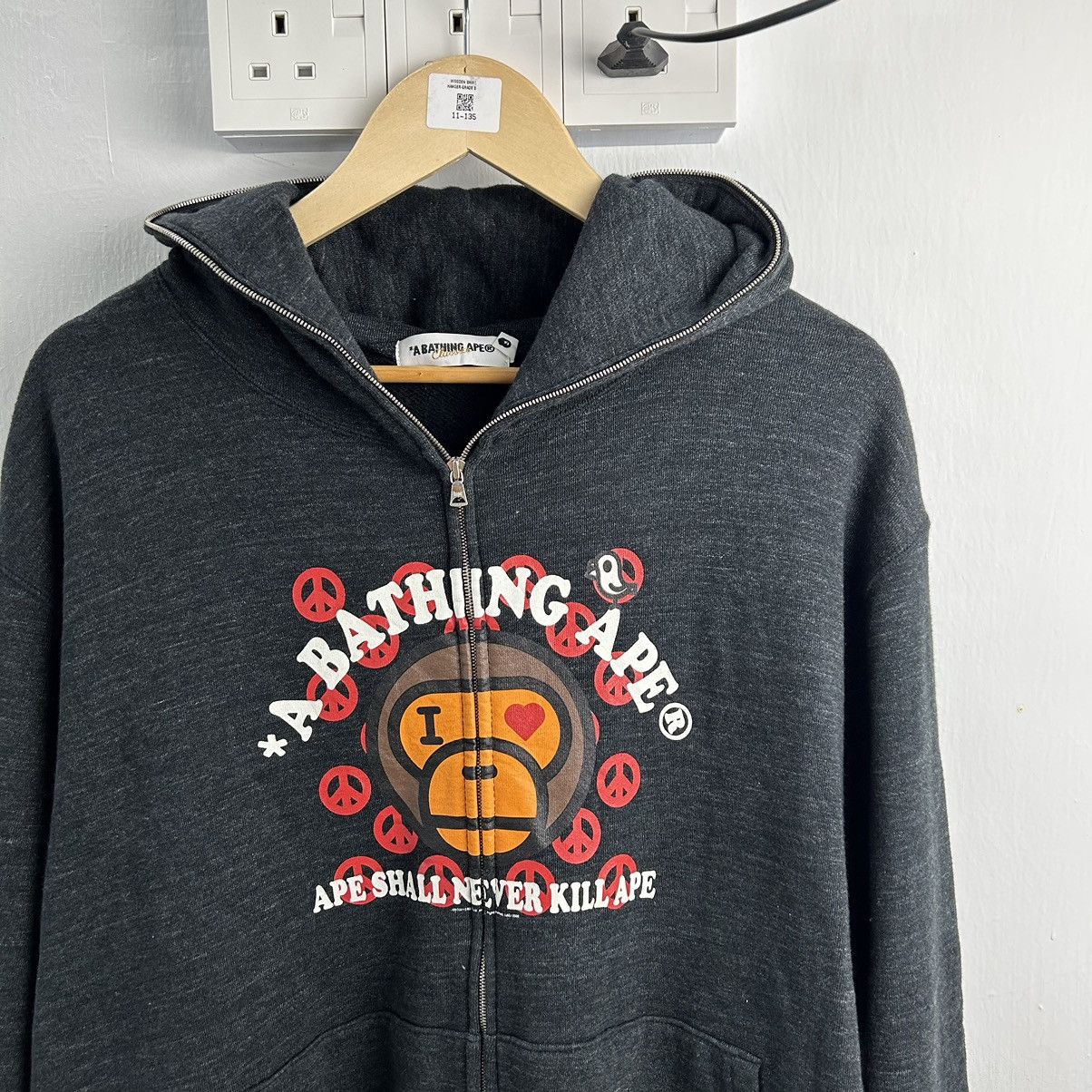 Bape Baby Milo Peace & Love Full Zip Hoodie Size US L / EU 52-54 / 3 - 3 Thumbnail