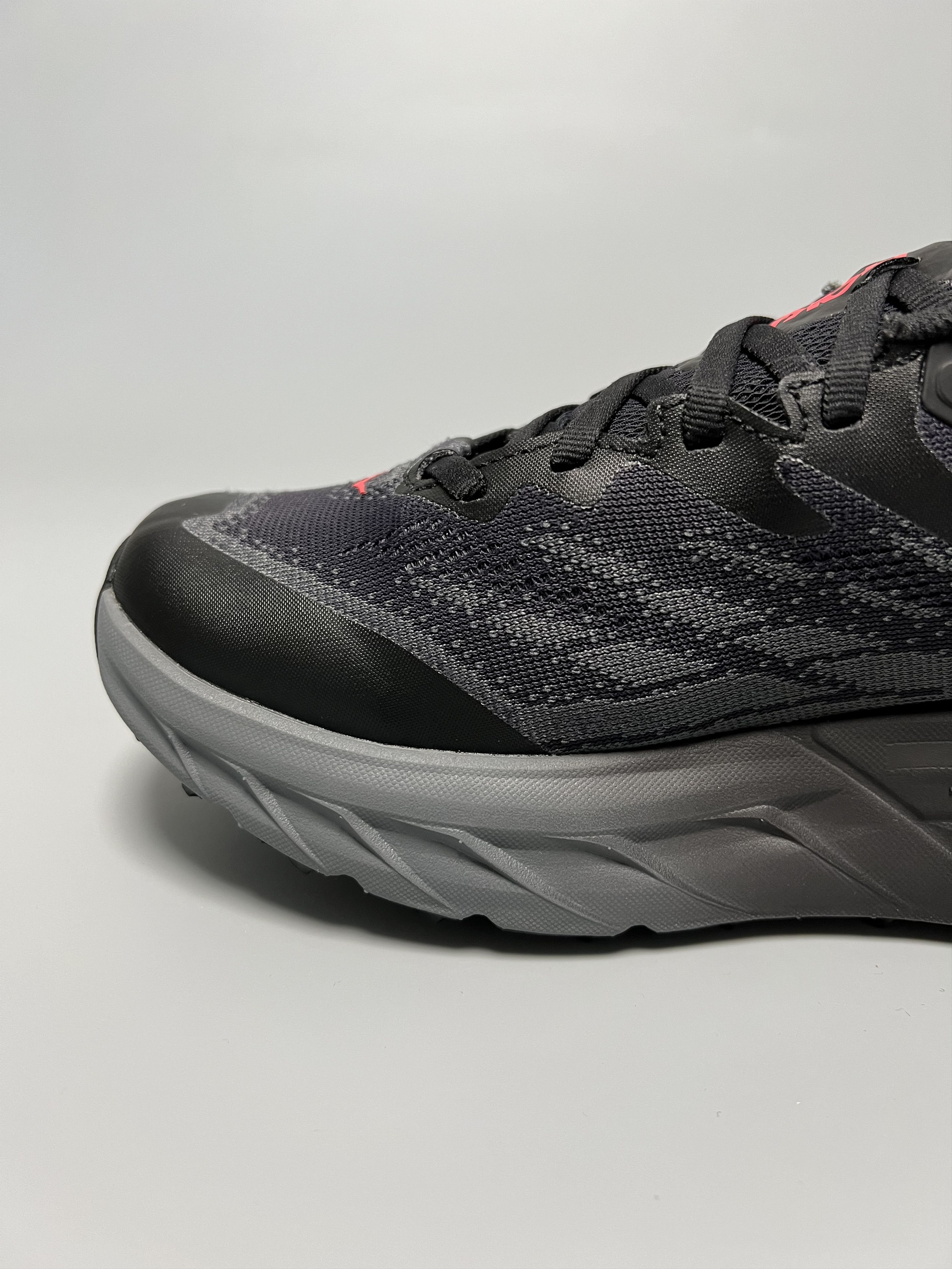 Goretex 6.5B Hoka One One Speedgoat 5 GTX Trail Running Shoes Size US 6.5 / IT 36.5 - 10 Thumbnail