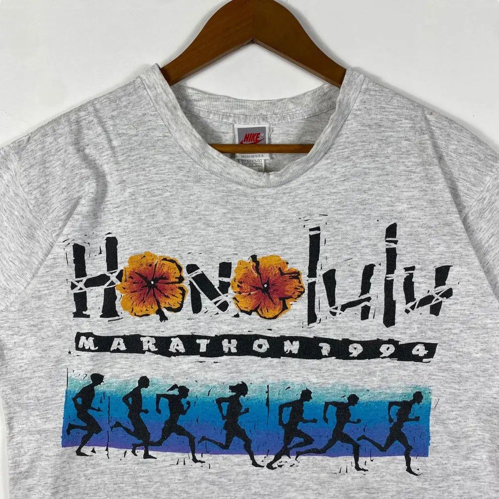 Nike Vintage NIKE HONOLULU MARATHON 1994 Just Do It Tee Shirt Size US L / EU 52-54 / 3 - 2 Thumbnail