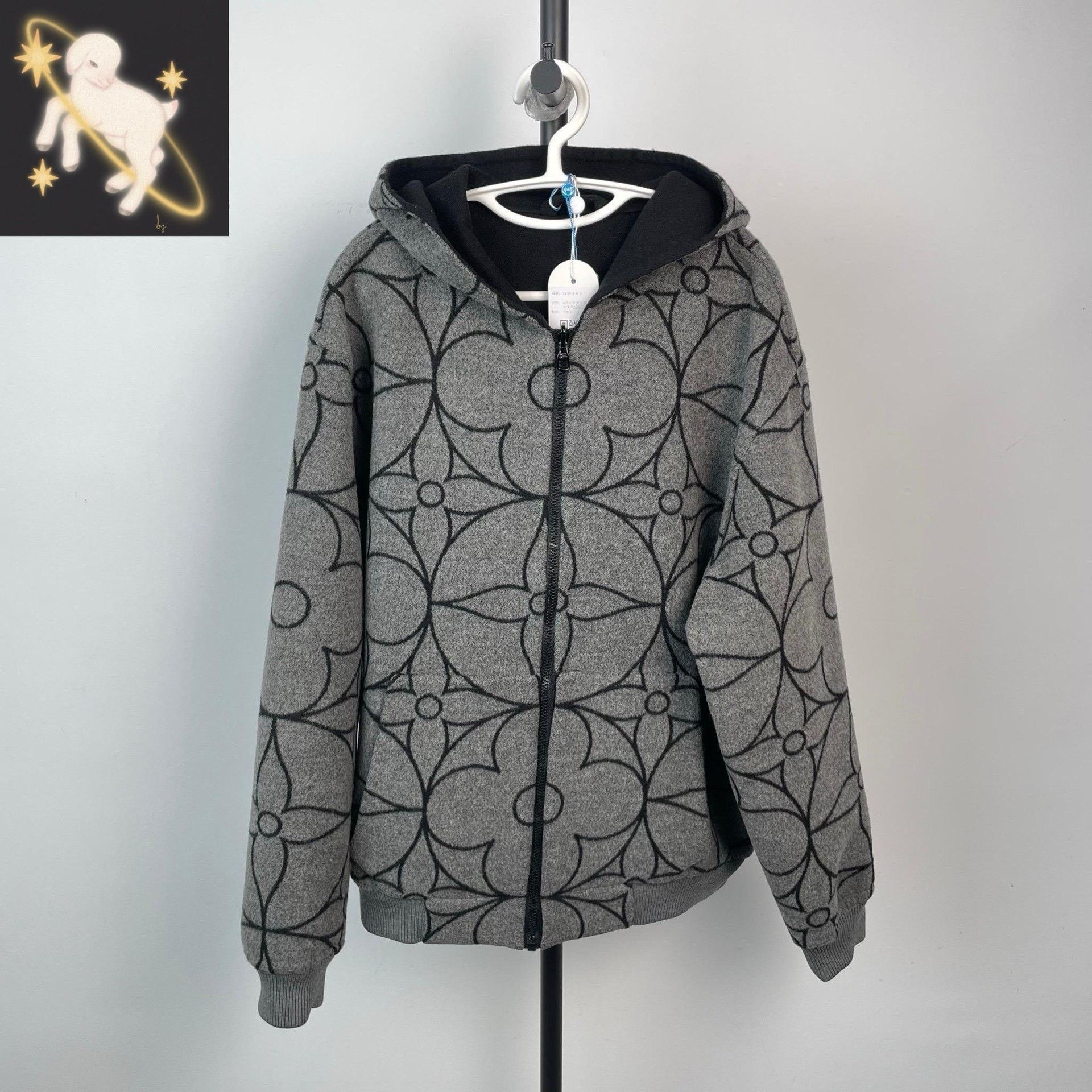 Louis Vuitton Louis Vuitton Gray Light Jacket 24 Men Size US XS / EU 42 / 0 - 1 Thumbnail