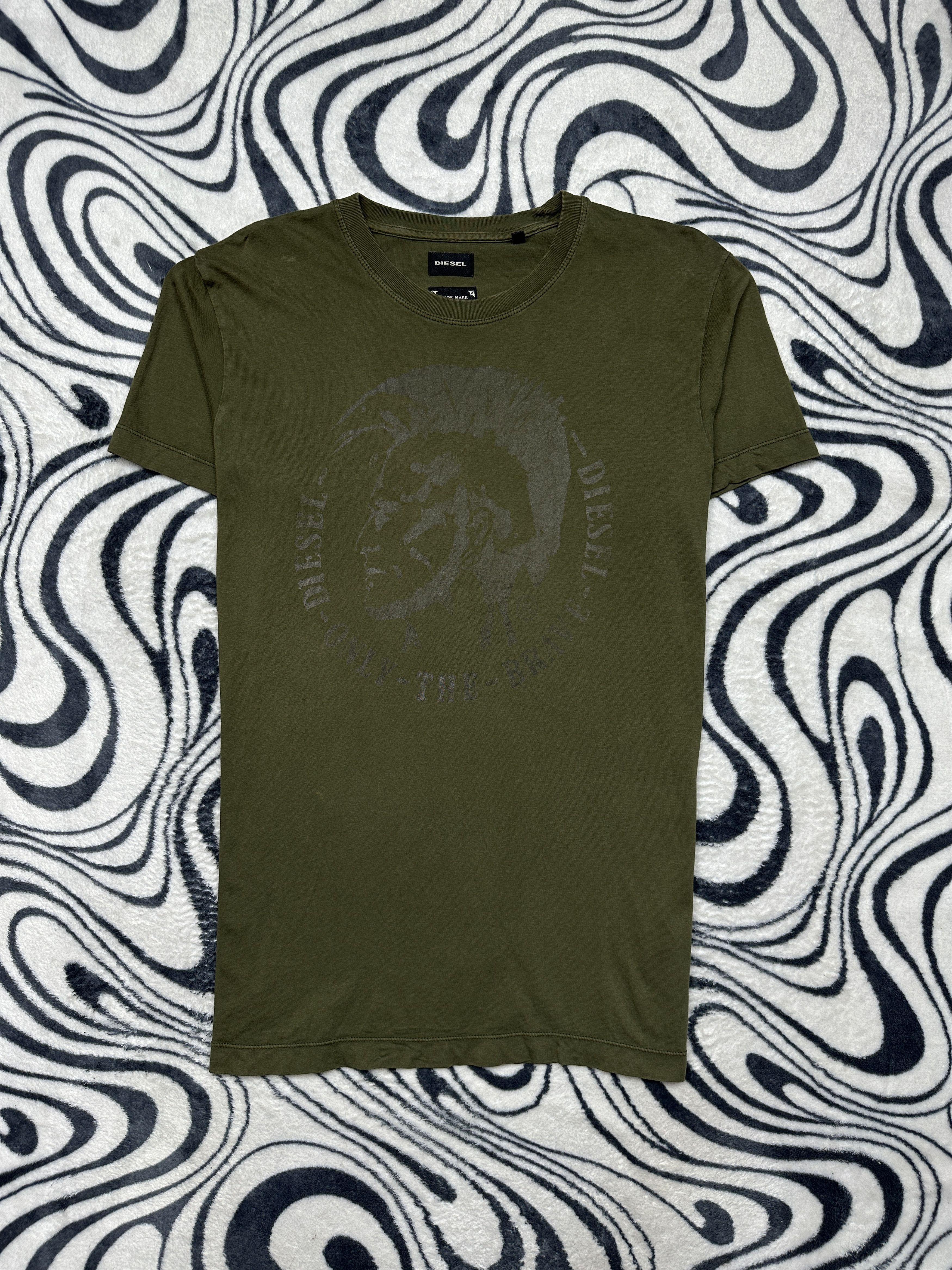 Diesel Diesel Vintage Big Logo Punk Distressed T-Shirt Tee Size US M / EU 48-50 / 2 - 1 Thumbnail