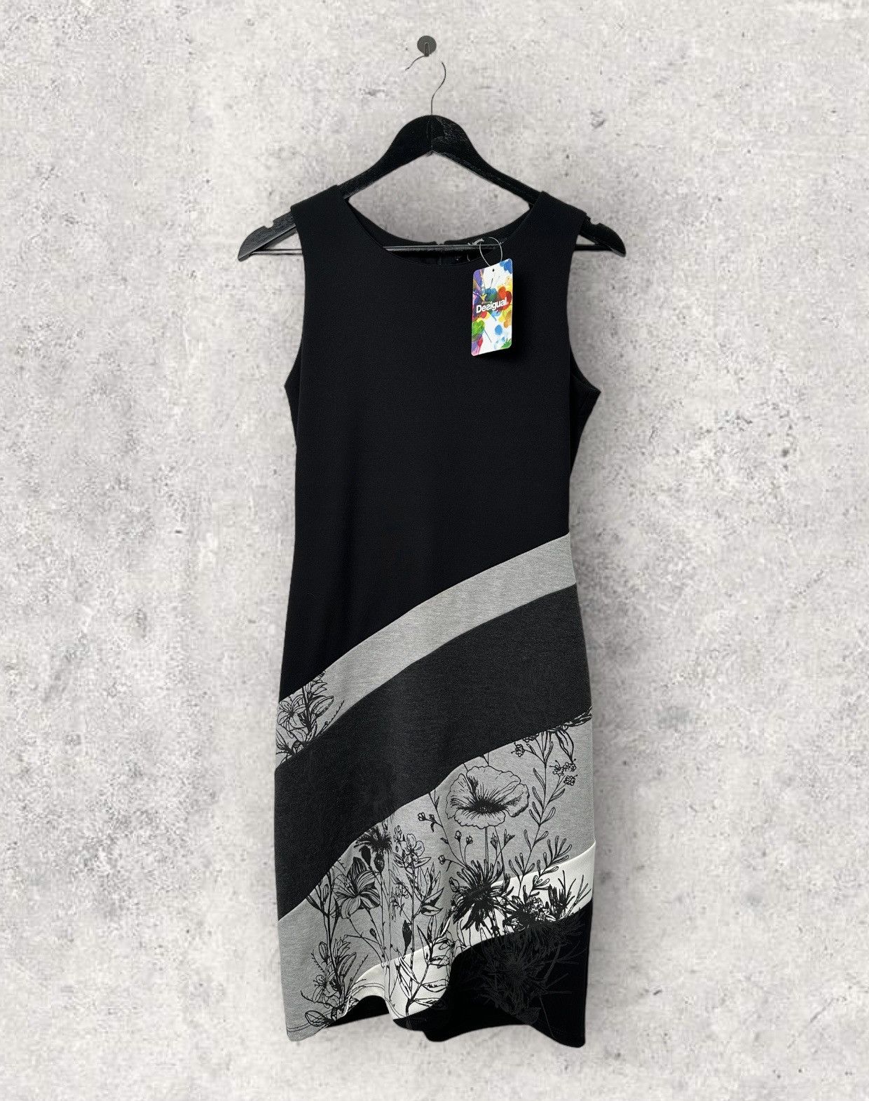 Desigual DESIGUAL Vest Goodbye Viscose Midi Dress Size M / US 6-8 / IT 42-44 - 1 Thumbnail
