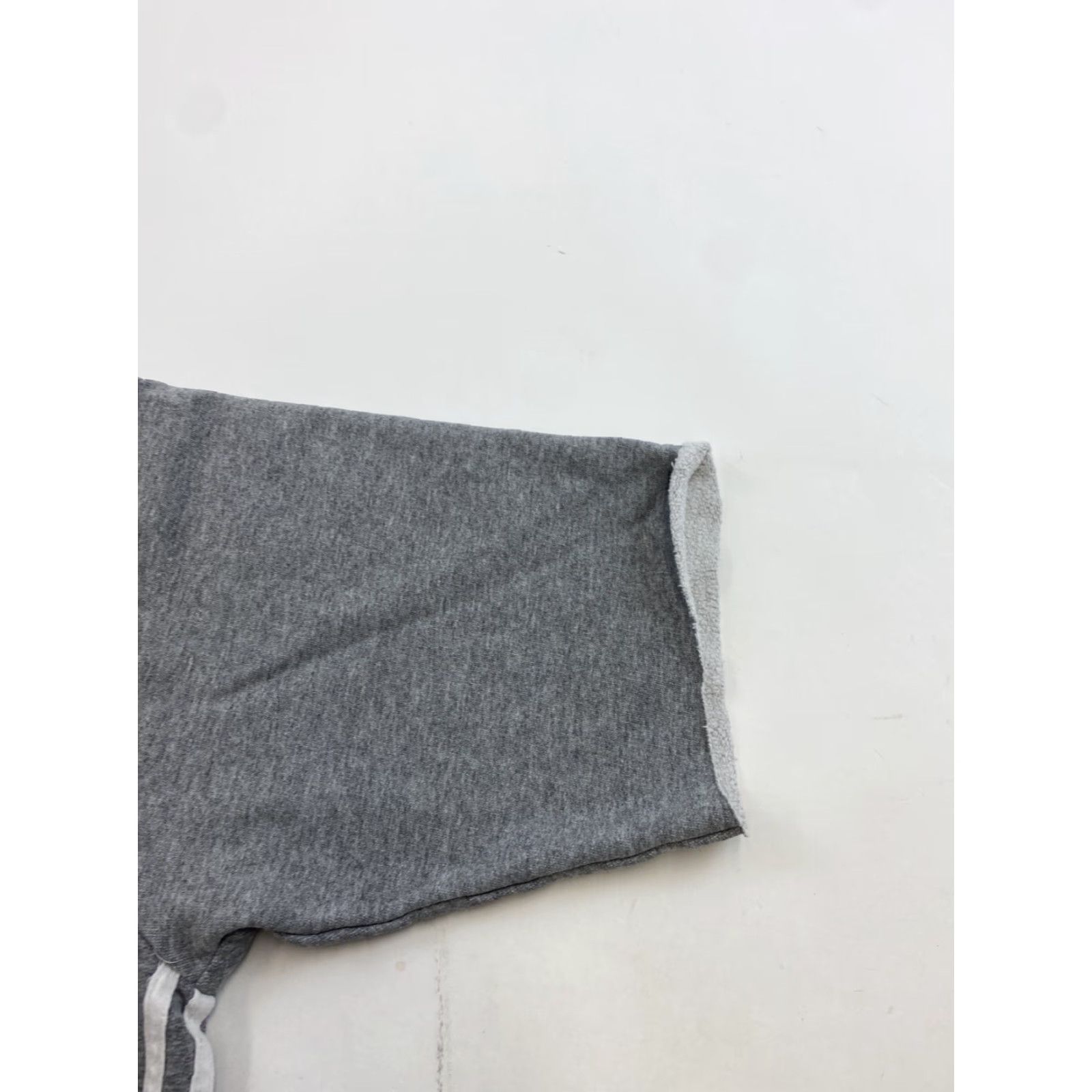 Adidas VINTAGE adidas Sweatshirt Shirt Men's Small Gray V-Neck 90s Short Sleeve Mens Size US S / EU 44-46 / 1 - 5 Thumbnail