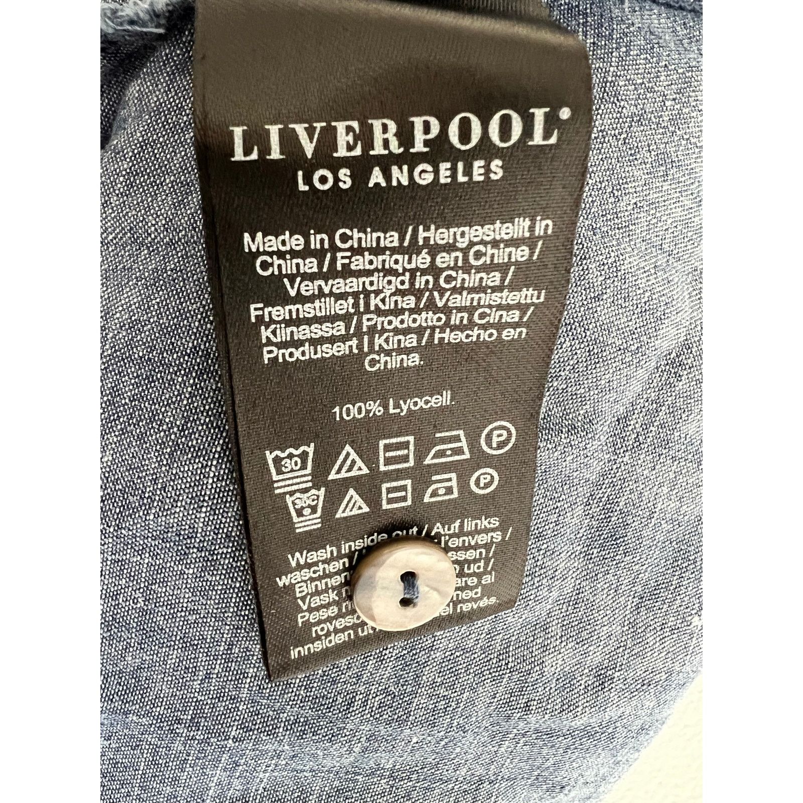 Other Liverpool Los Angeles Denim Button Up Top Petite Small NWT Size S / US 4 / IT 40 - 7 Thumbnail