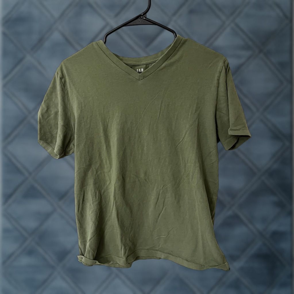 Gap VINTAGE Gap Mens T-Shirt Short Sleeve V-Neck Solid Green Small Adult Regular Fit 90s Size US S / EU 44-46 / 1 - 1 Thumbnail