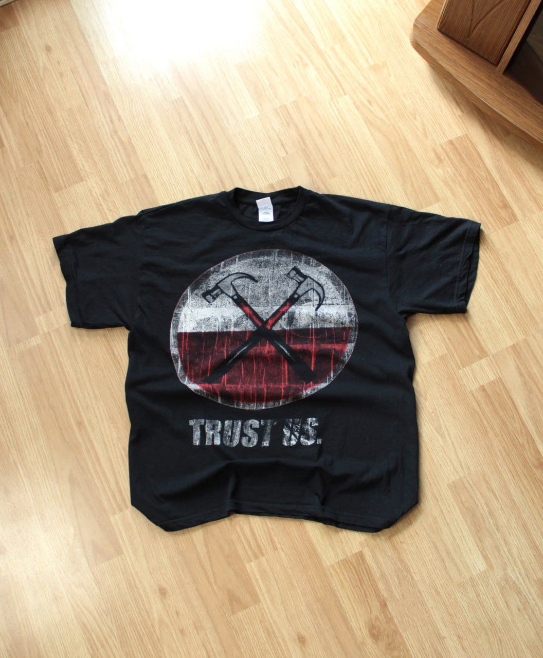 Vintage 🔥 2011 Pink Floyd Roger Waters The Wall Live Tour T Shirt Size US XL / EU 56 / 4 - 1 Thumbnail