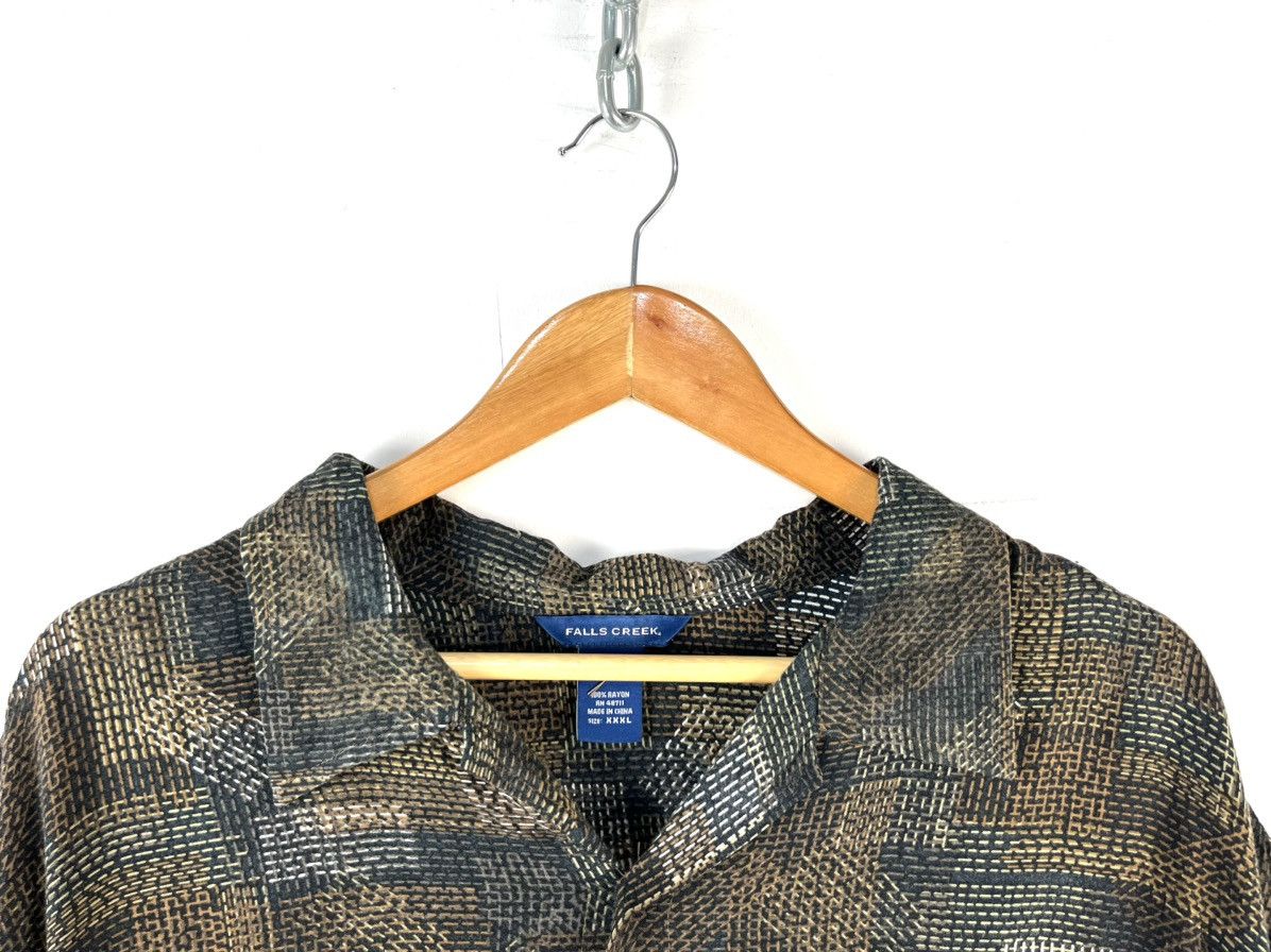 Vintage Vintage style hawaian shirt falls creek 3XL abstract over Size US XXL / EU 58 / 5 - 4 Thumbnail