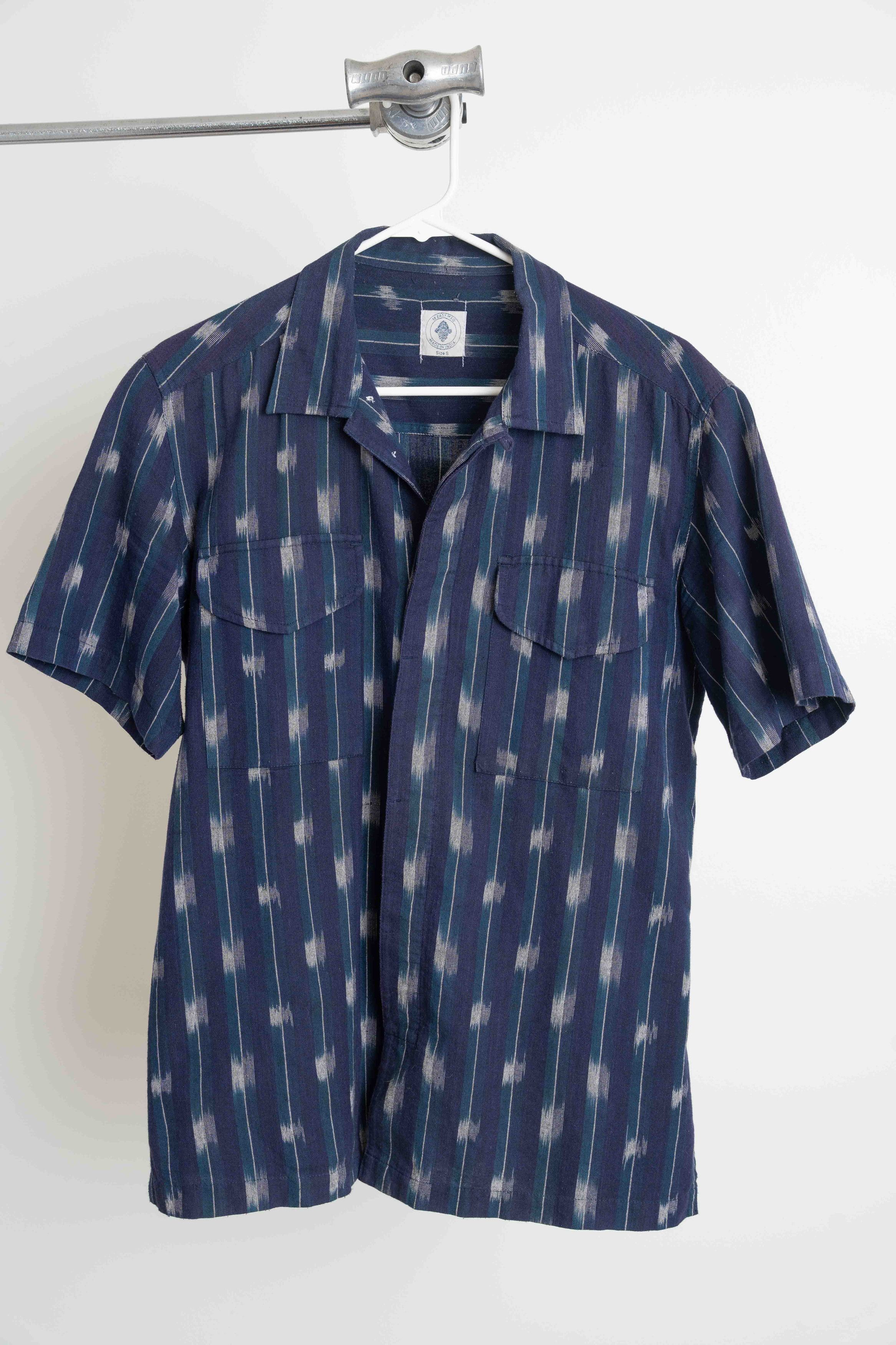 18 East Ikat navy Print Button down Small