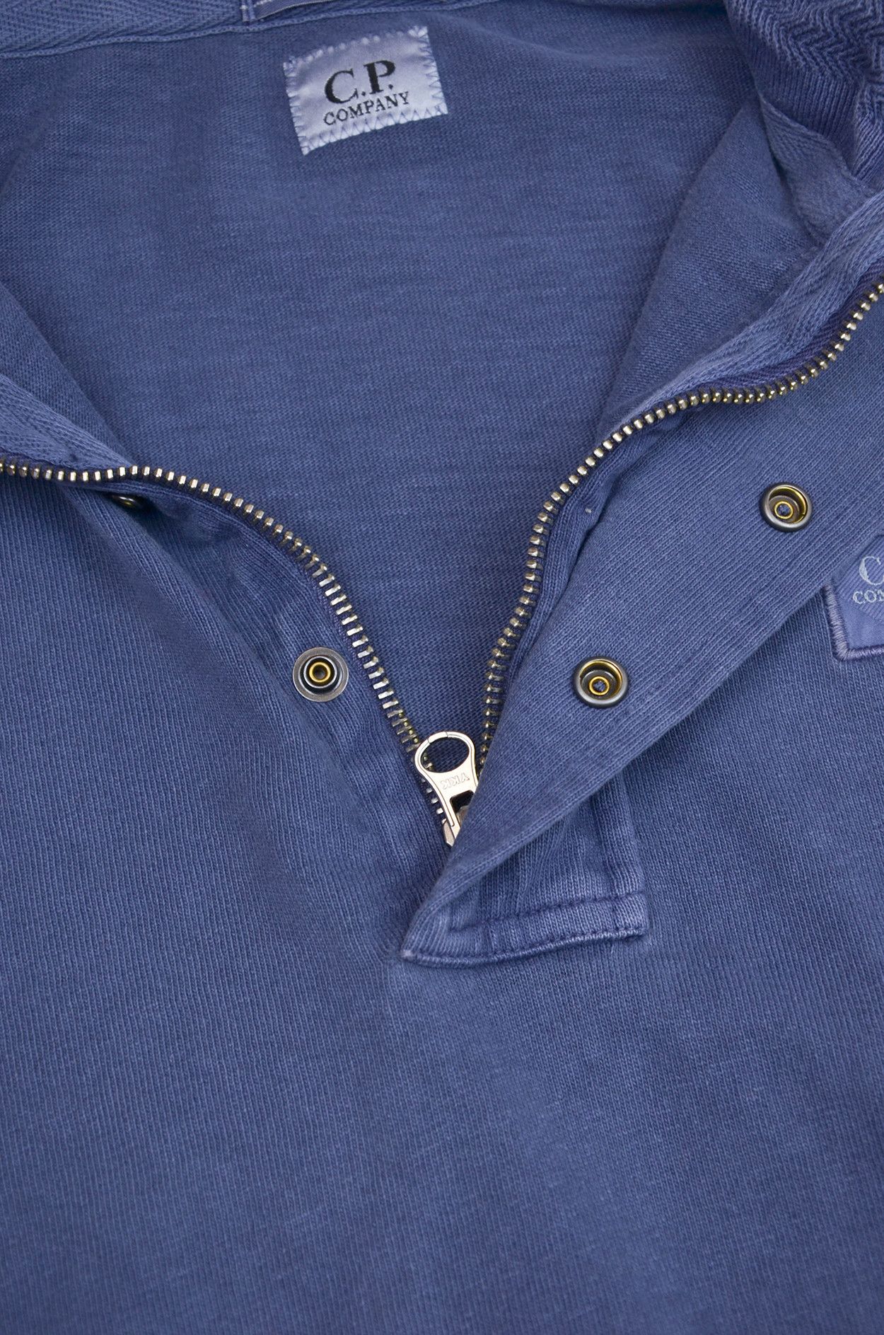 C.P. Company C.P. Company Half Zip Pullover w/ Hidden Hood Size M Size US M / EU 48-50 / 2 - 10 Thumbnail