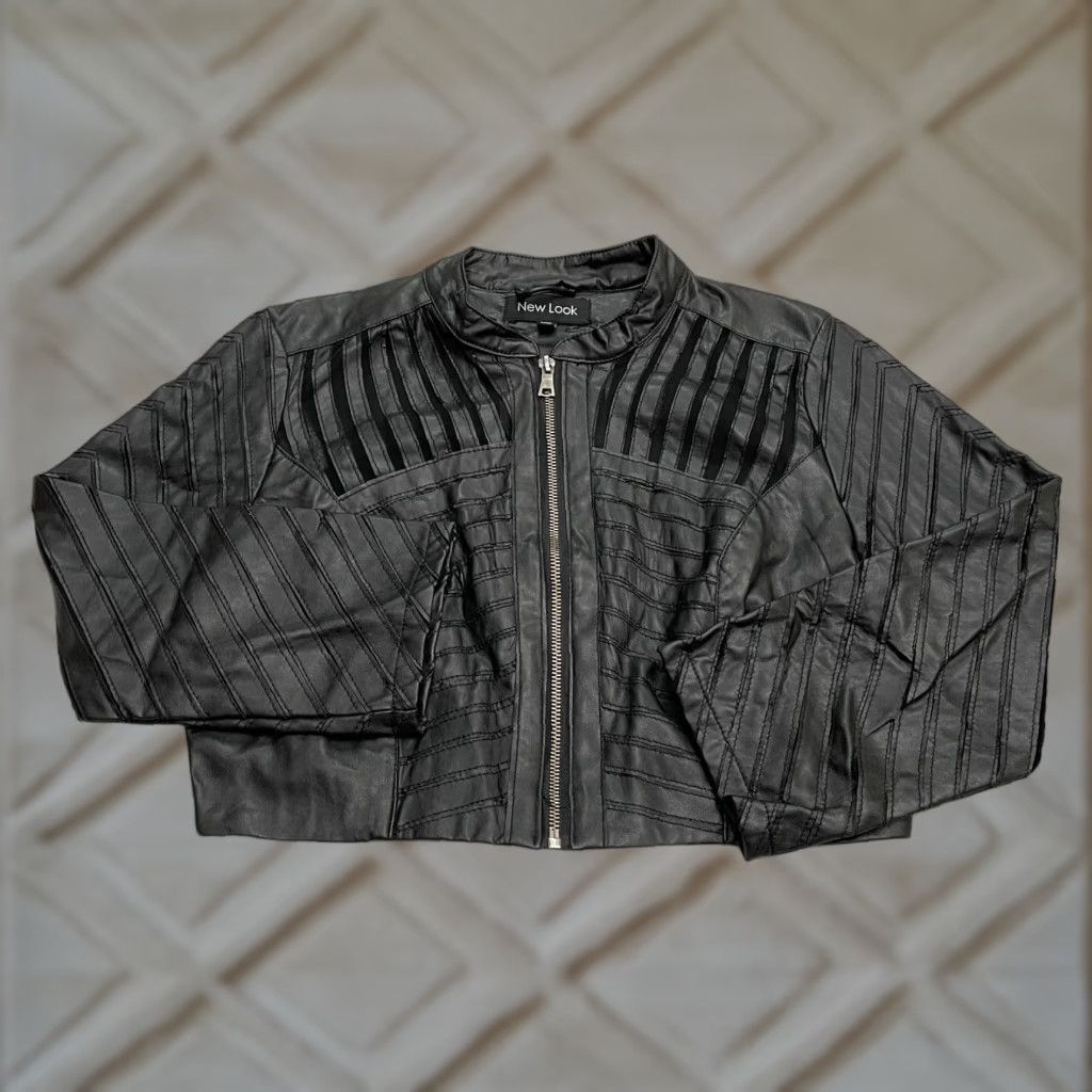 New Look New Look Cropped Jacket - Black - Juniors Large - Full Zip - Casual Outdoor - Leather Look - Logo Accent - Long Sleeve - Solid - JACKET Women Size L / US 10 / IT 46 - 1 Thumbnail