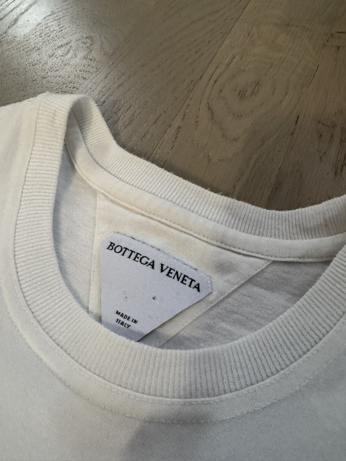 Bottega Veneta BOTTEGA VENETA tshirt FITS AS SHOWN IN PHOTOS BY TAPE MEASUR Size US S / EU 44-46 / 1 - 3 Thumbnail
