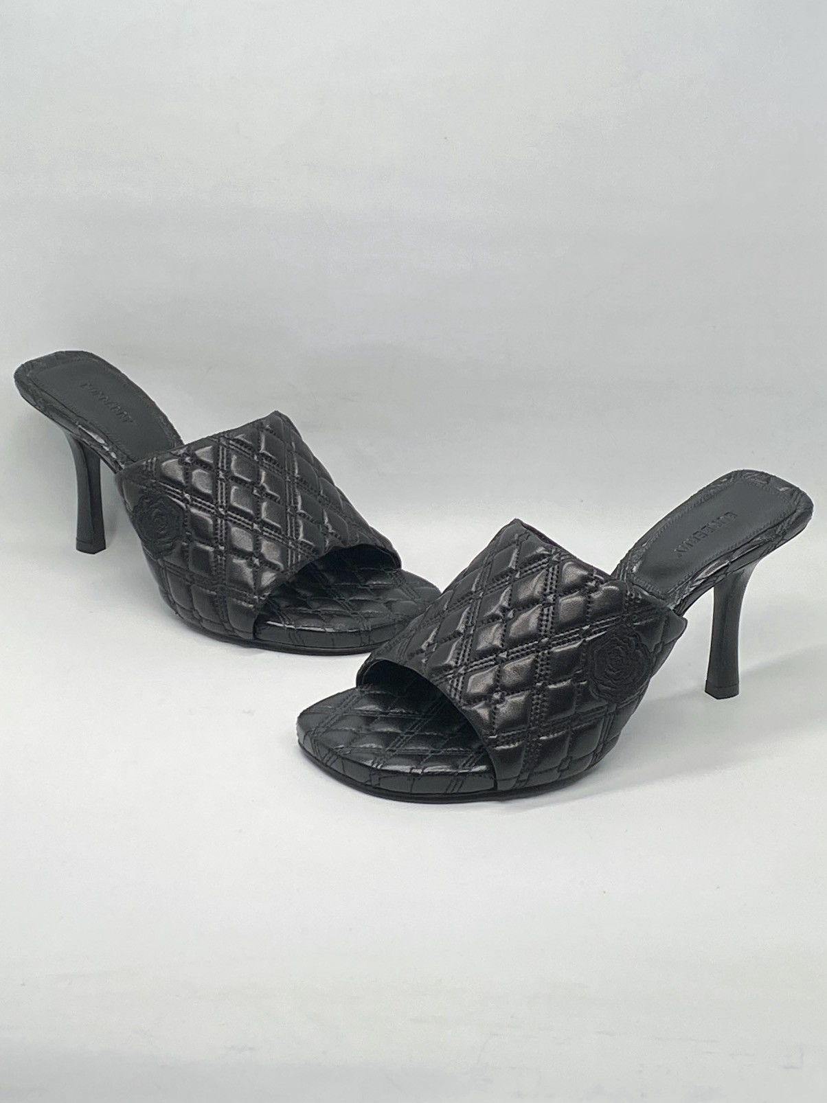 Burberry Burberry Quilted Leather Mules size 37 Size US 7 / IT 37 - 9 Thumbnail