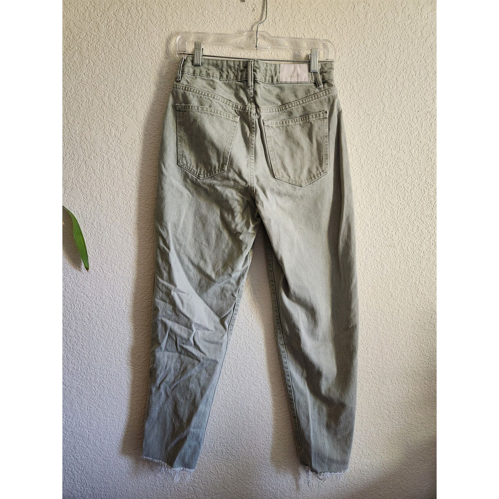 Zara Zara Women's Light Green Straight Leg Denim Jeans-4 Size 27" / US 4 / IT 40 - 3 Thumbnail