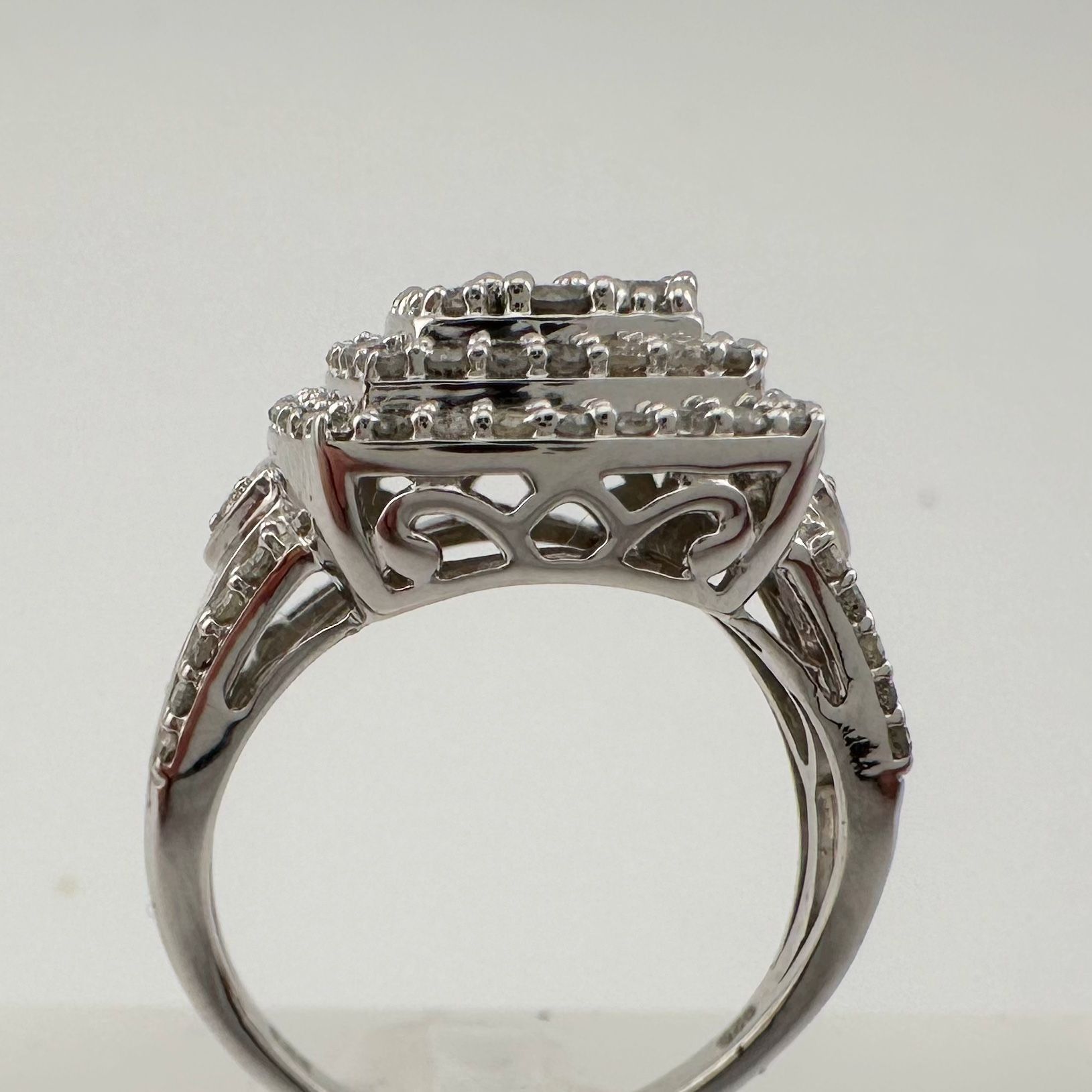 Other Beautiful 1.00 Carat Natural Cushion Cut Diamond Ring - 7.25 Size ONE SIZE - 5 Thumbnail
