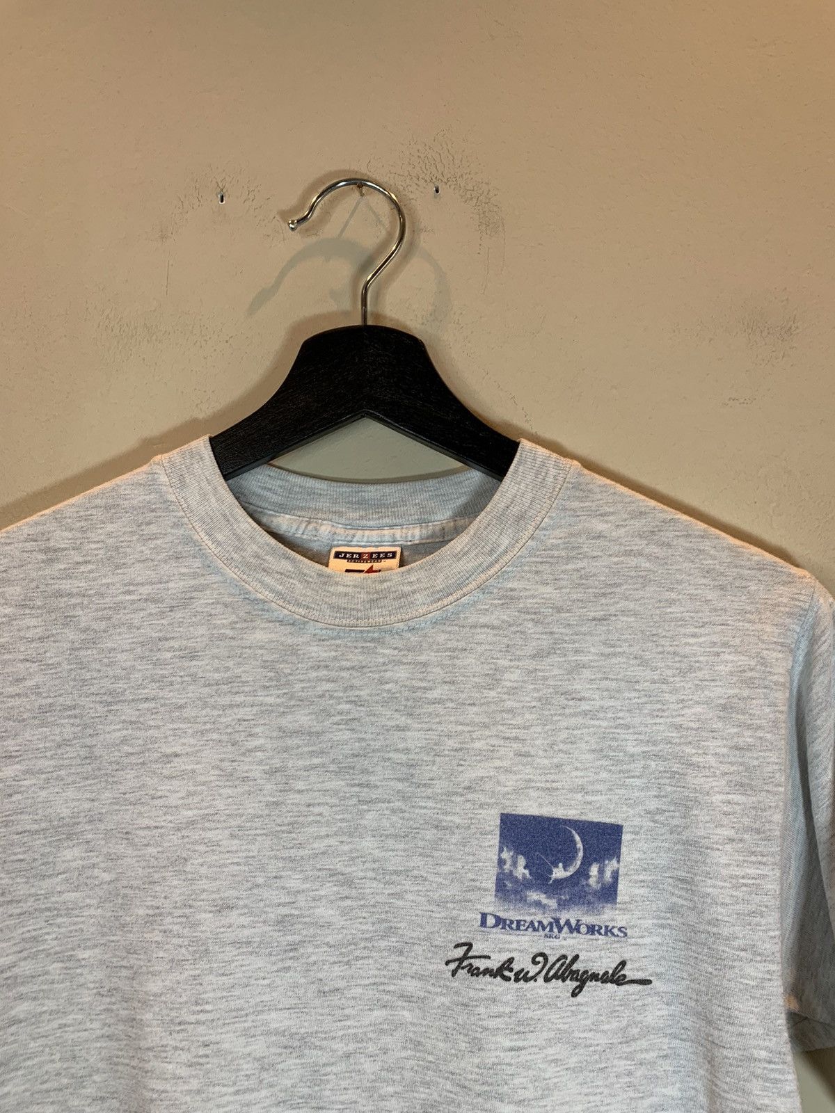 Vintage *RARE* Vintage Catch Me If You Can Movie Promo Art T-Shirt Size US S / EU 44-46 / 1 - 4 Thumbnail