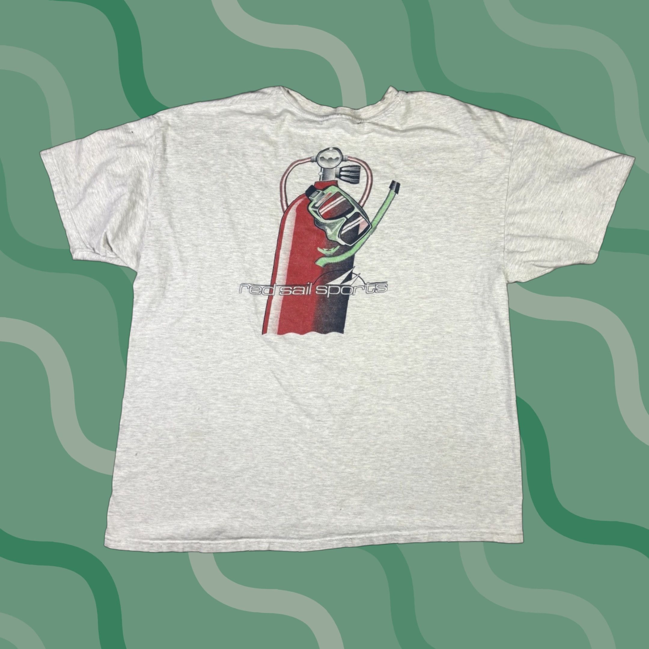 Hanes VINTAGE 90s Red Sail Sports T Shirt Adult 2XL Hanes Gray Cotton Graphic Print Short Sleeve Crew Neck Men Sports 90s Retro Vintage Mens Size US XXL / EU 58 / 5 - 1 Thumbnail