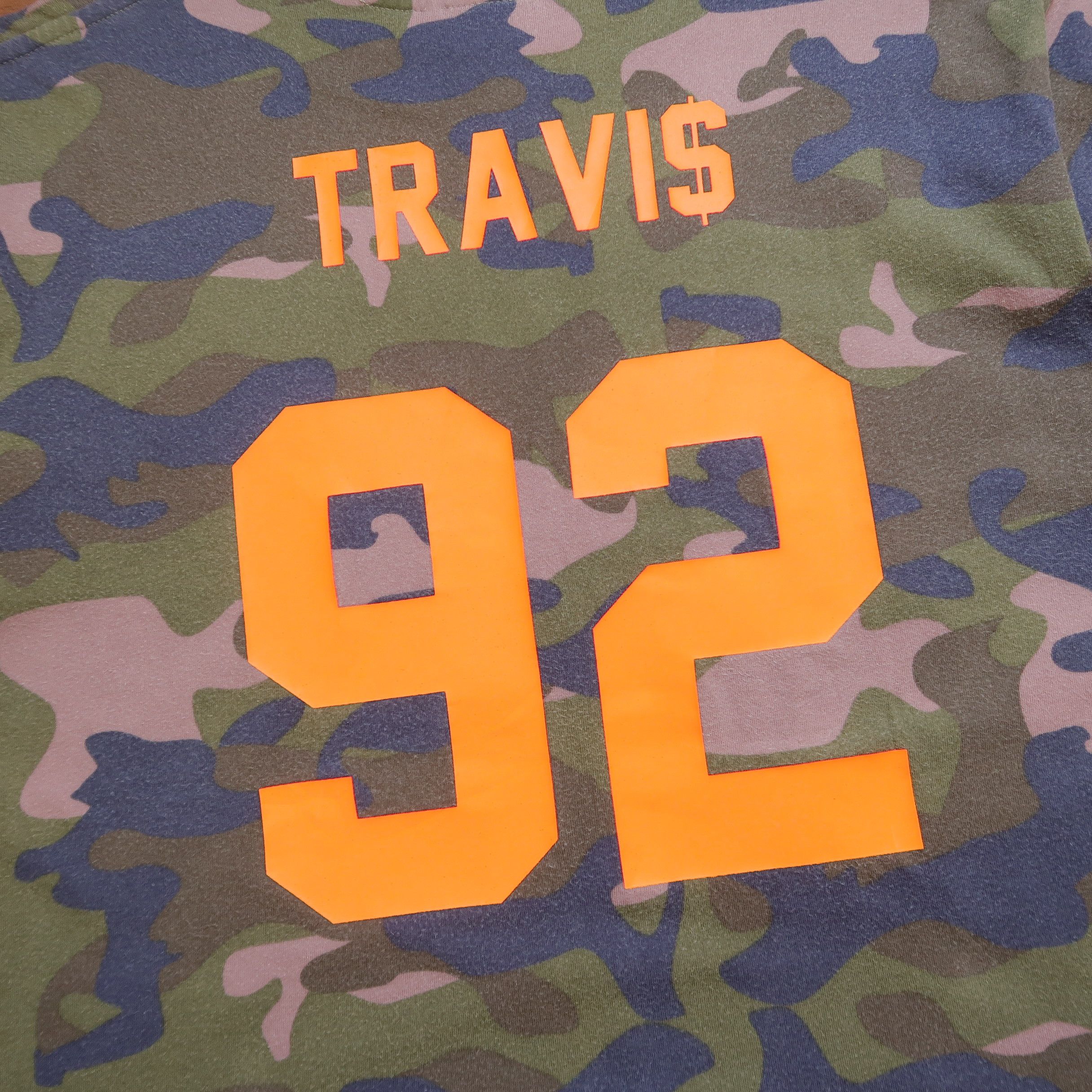 Japanese Brand Les Artists Travis 92 Graphic T-shirt Men Large Camo Size US L / EU 52-54 / 3 - 12 Thumbnail