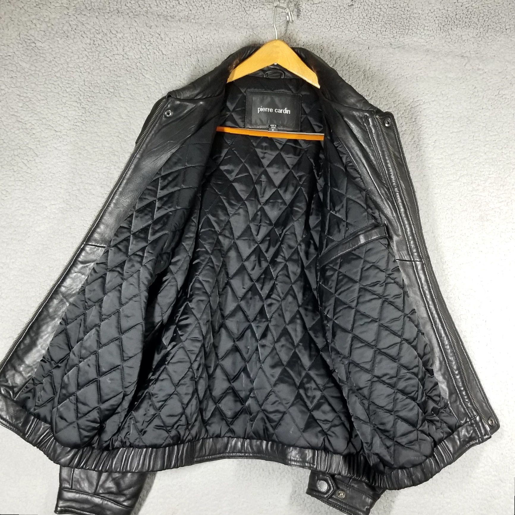 Pierre Cardin Pierre Cardin Jacket Mens XL Black Leather Bomber Quilted Lined Zip Snap Pockets Mens XL Black Leather Bomber Jacket Size US XL / EU 56 / 4 - 2 Thumbnail