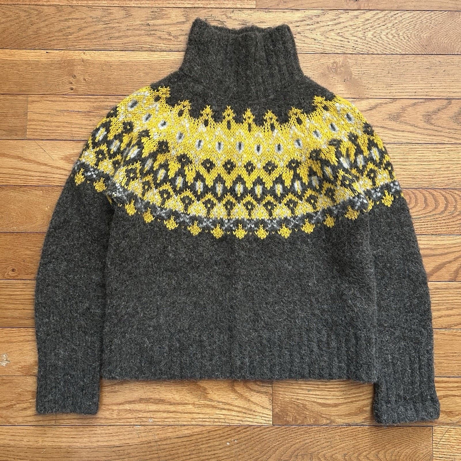 Banana Republic Banana Republic Alpaca Wool Fair Isle Turtleneck Sweater Size S / US 4 / IT 40 - 1 Thumbnail