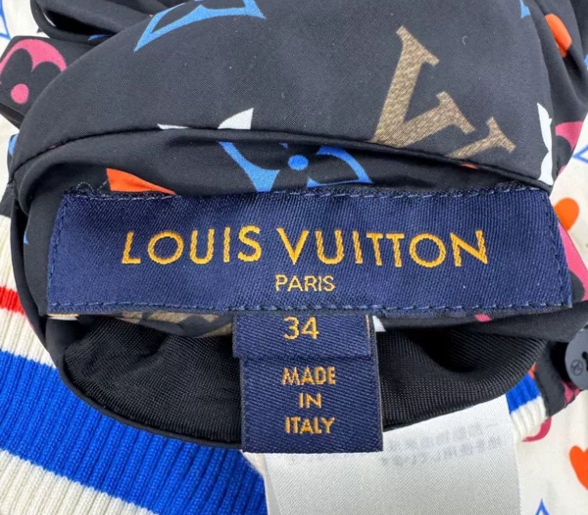 Louis Vuitton Black and white long Louis Vuitton with colorful jacket Size US S / EU 44-46 / 1 - 6 Thumbnail