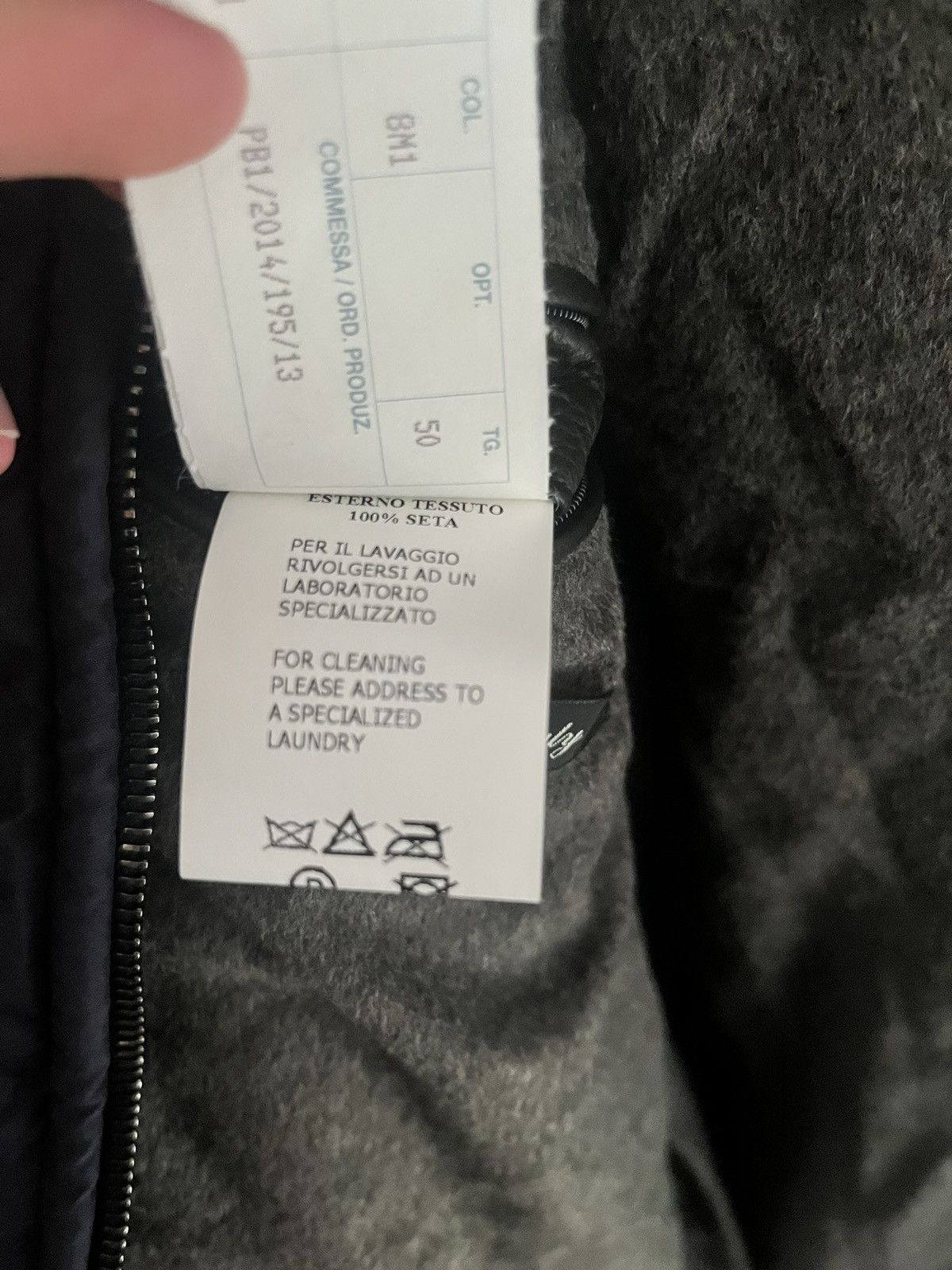 Cesare Attolini Cesare Attolini navy cashmere jacket size 50/medium Size US M / EU 48-50 / 2 - 9 Thumbnail