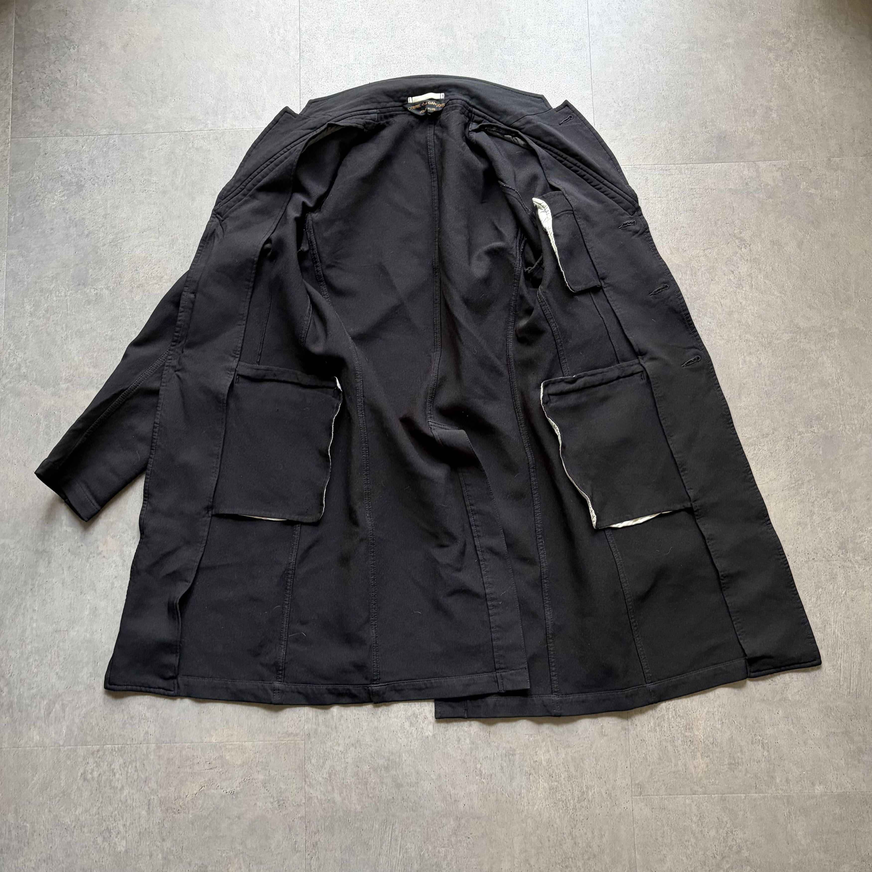 Comme des Garcons Homme Plus Comme des Garçons Homme Plus AW12 Shrunken Coat Size US S / EU 44-46 / 1 - 5 Thumbnail