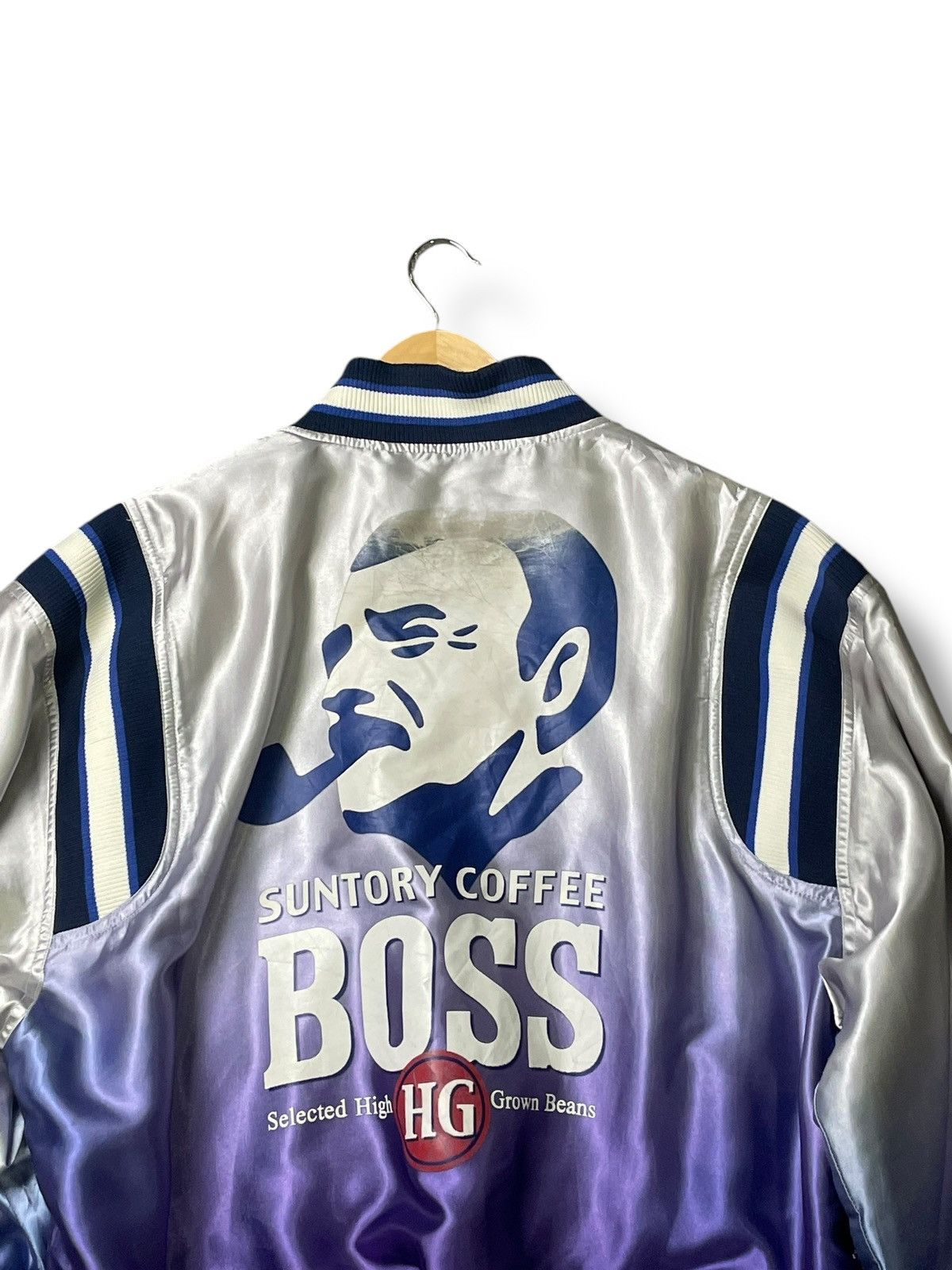 Vintage Vintage Suntory Boss Coffee Bomber Jacket (48) Size US L / EU 52-54 / 3 - 8 Thumbnail
