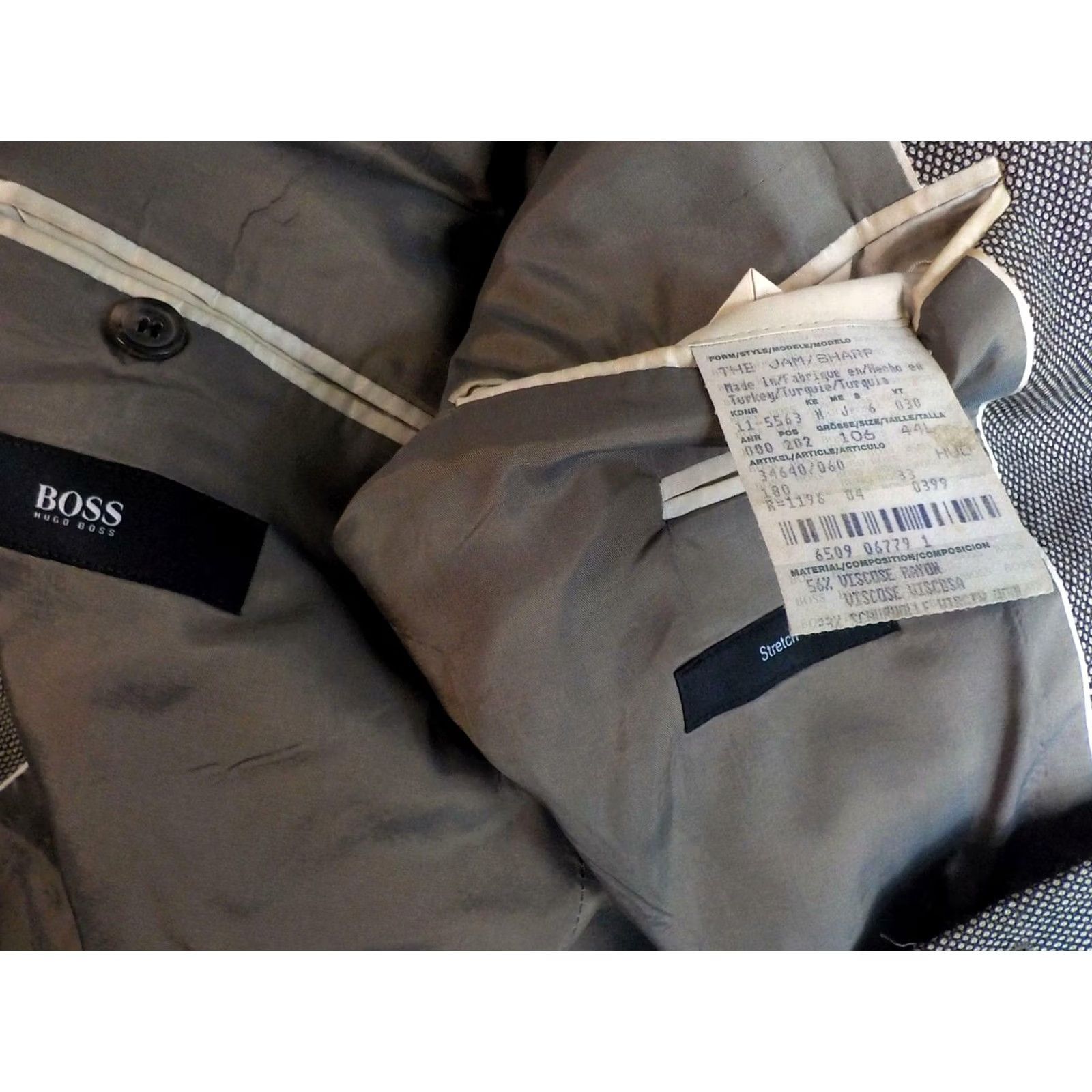Hugo Boss VINTAGE BOSS HUGO BOSS 2 Button Men's Suit Black/Beige Rayon/Wool 44L 36x30 Pants 2 Piece Mens Size 44R - 7 Thumbnail