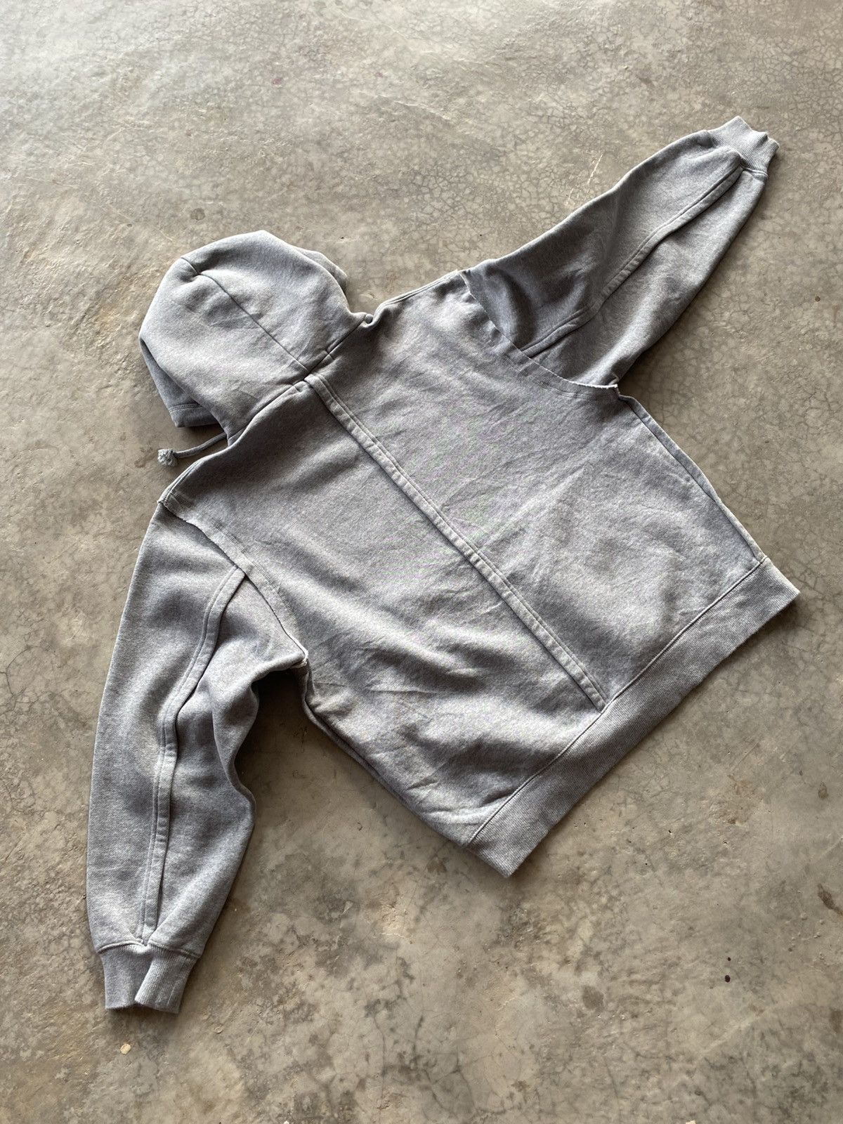 GU × Undercover Gu X Undercover hoodie Size US L / EU 52-54 / 3 - 9 Thumbnail