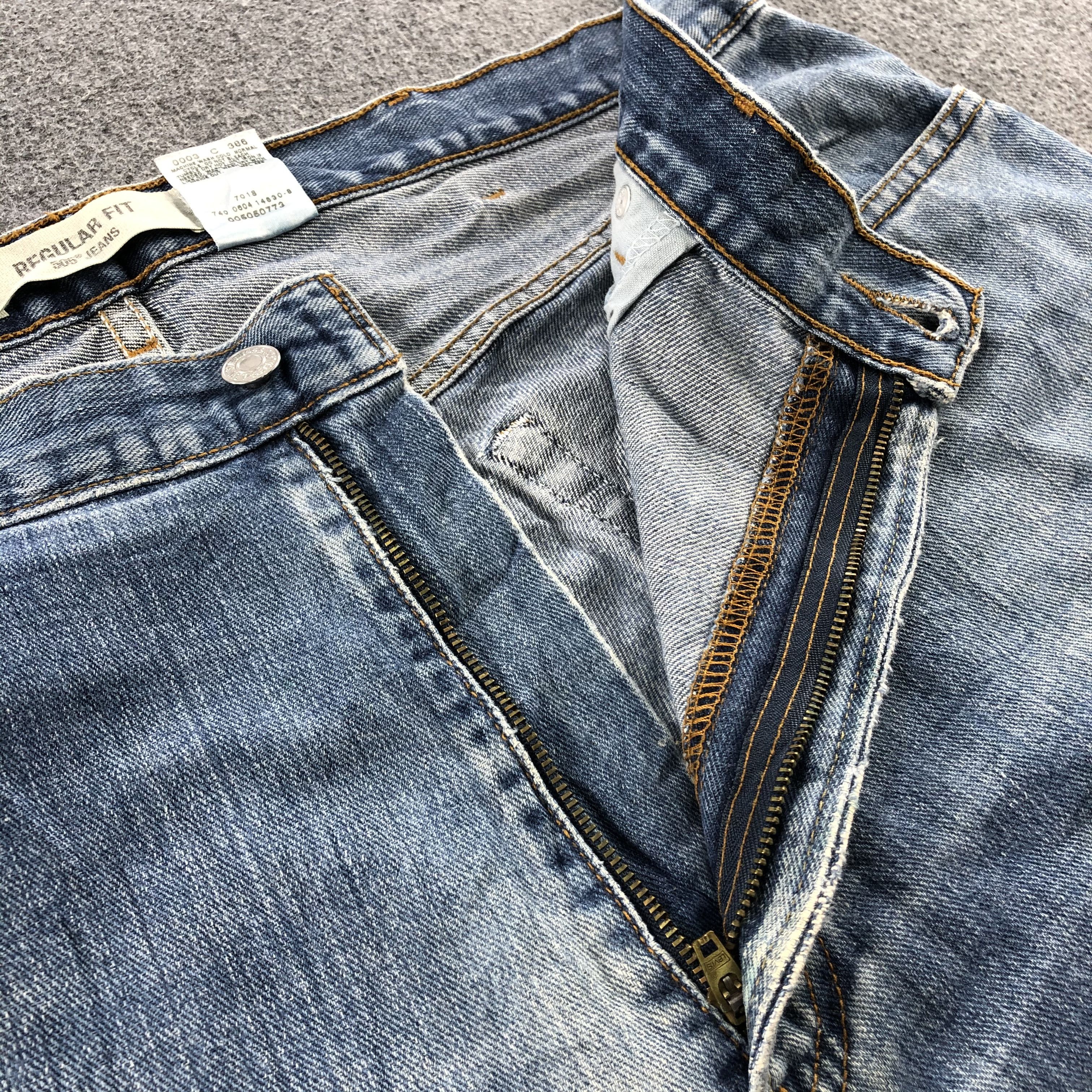 Levi's Medium Wash Vintage Levis 505 Jeans-J1099 Size US 40 / EU 56 - 9 Thumbnail