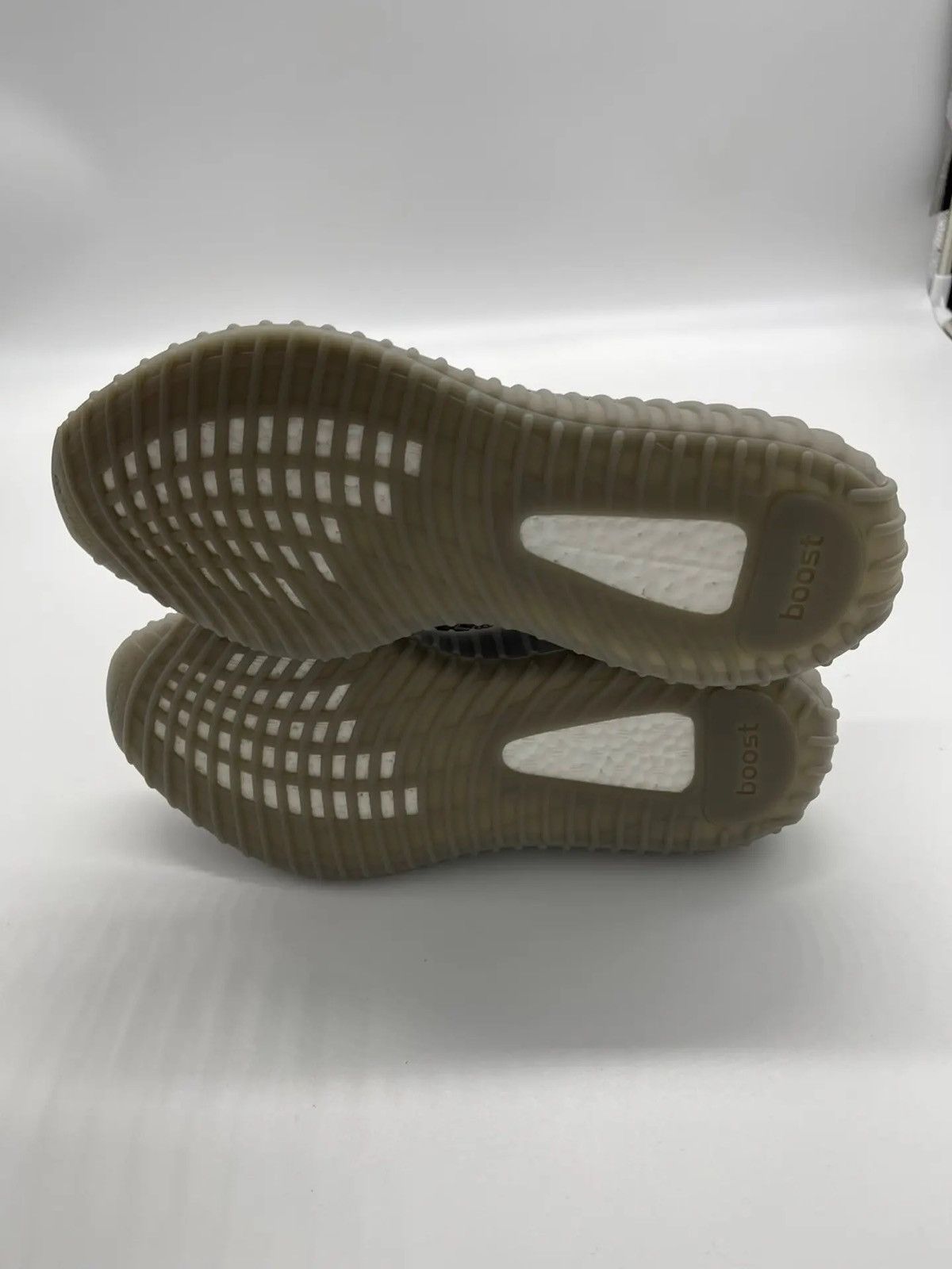 Adidas Adidas Yeezy Boost 350 V2 Beluga Reflective Size US 12 / EU 45 - 4 Thumbnail