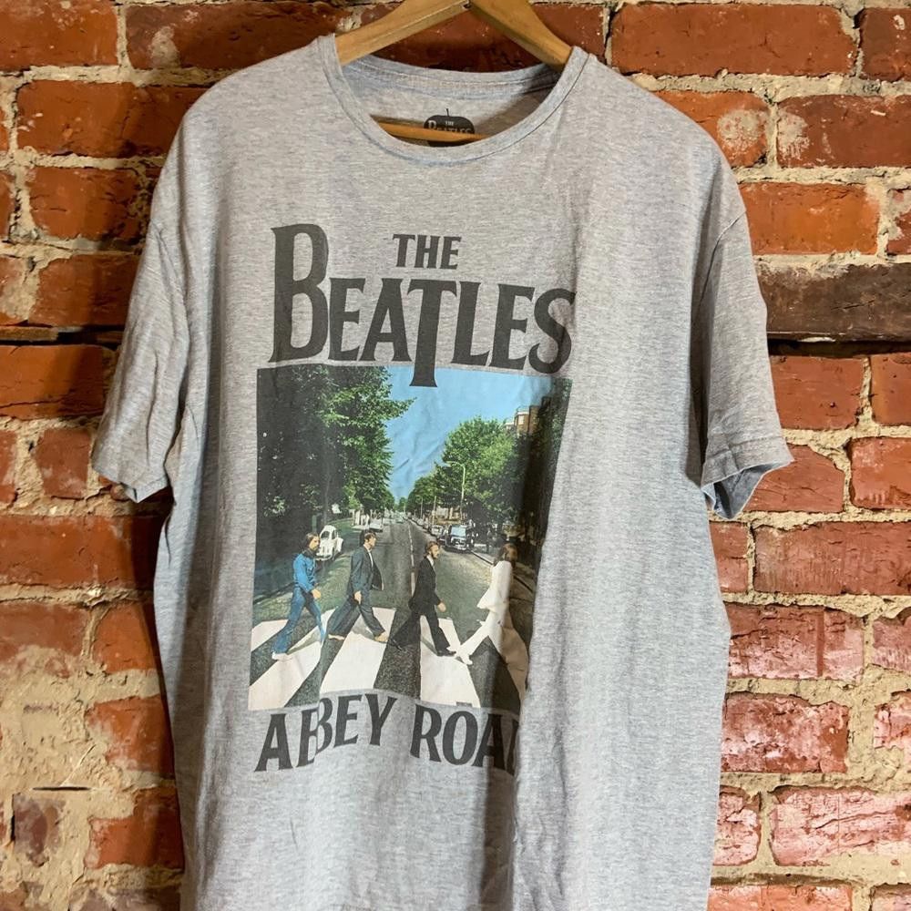 Designer Beatles Xlarge grey grpahic preowned T-shirt Size US XL / EU 56 / 4 - 2 Thumbnail